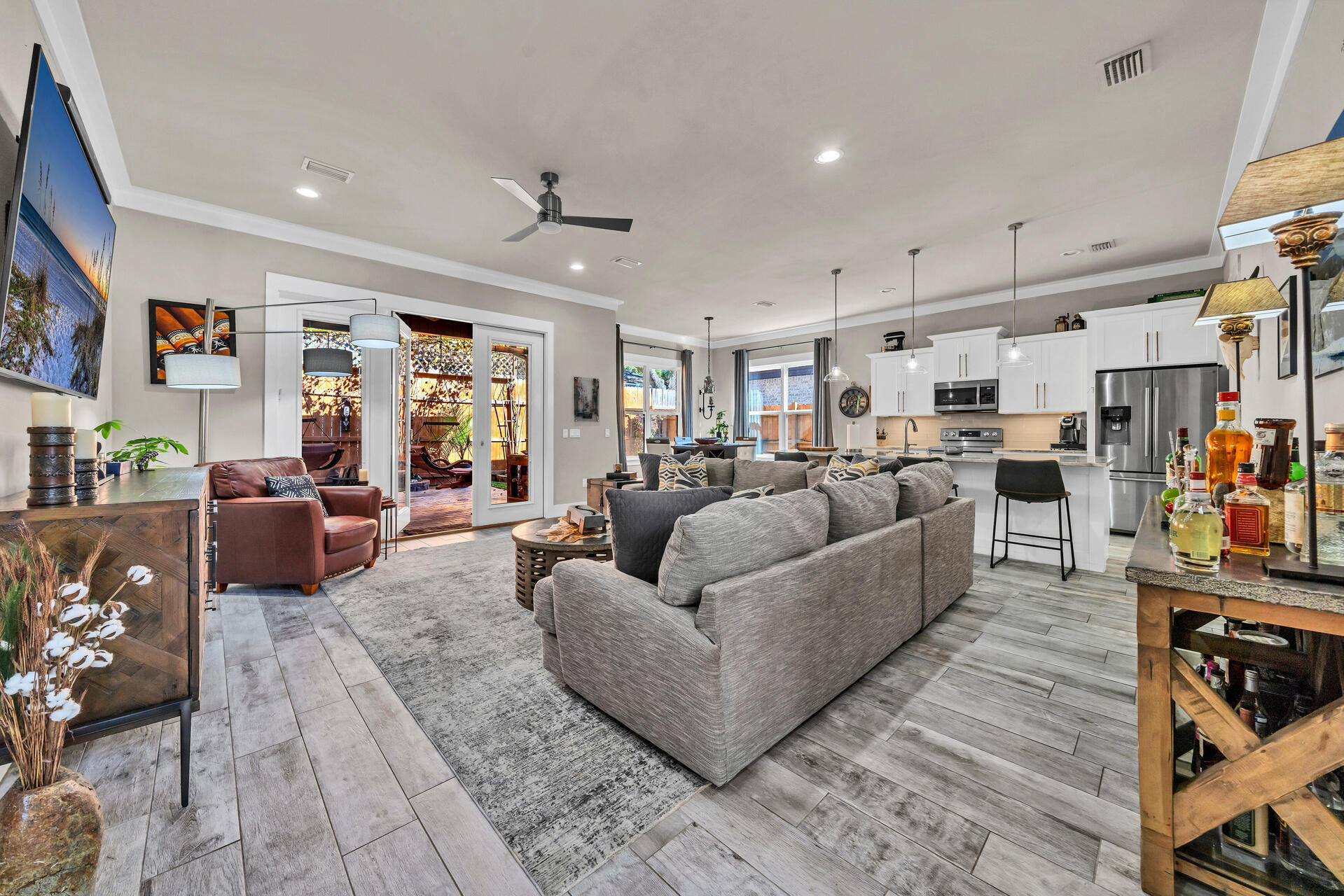 HEMINGWAY LOT 7 - Residential