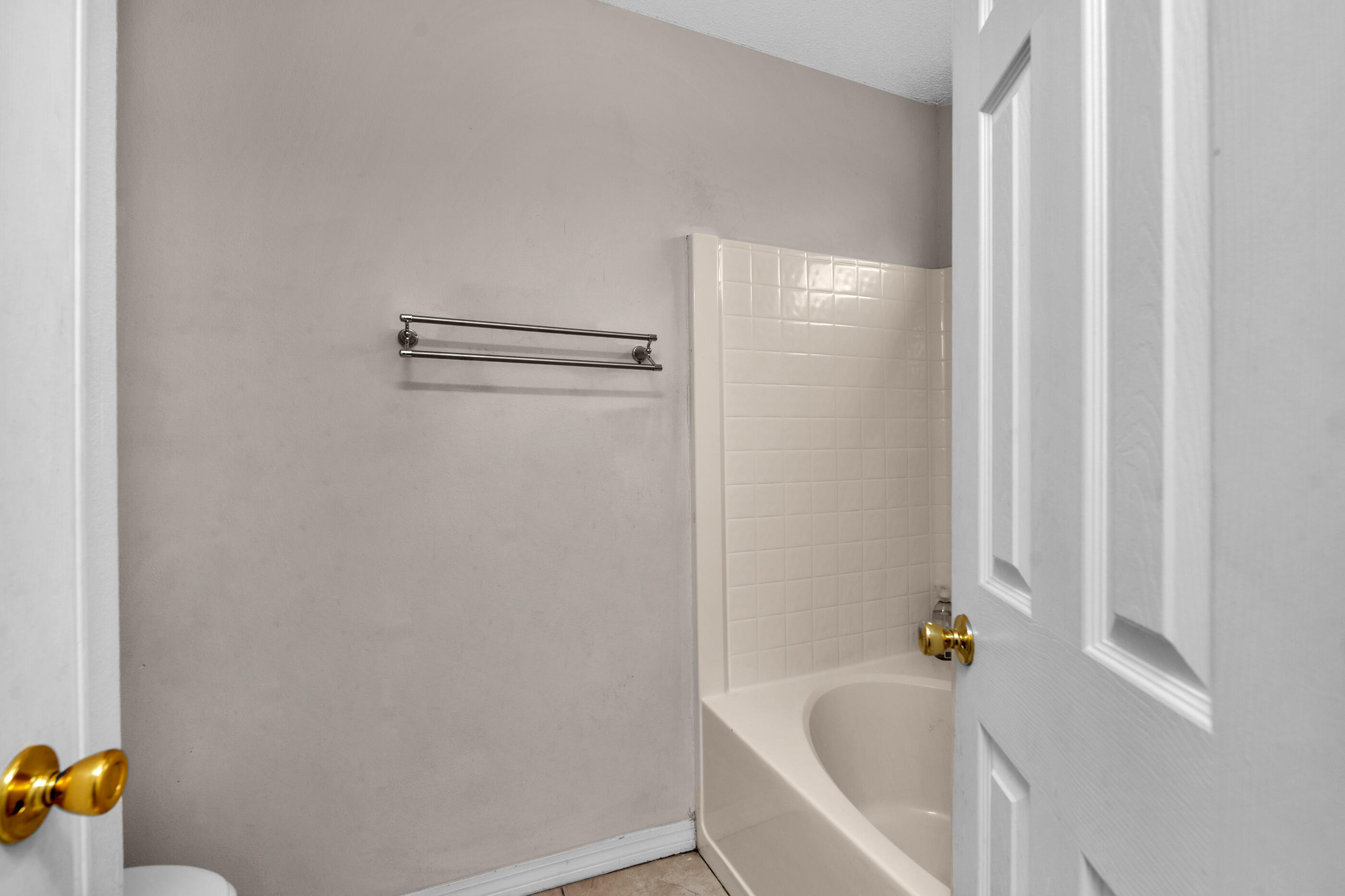 THE PINES - Residential