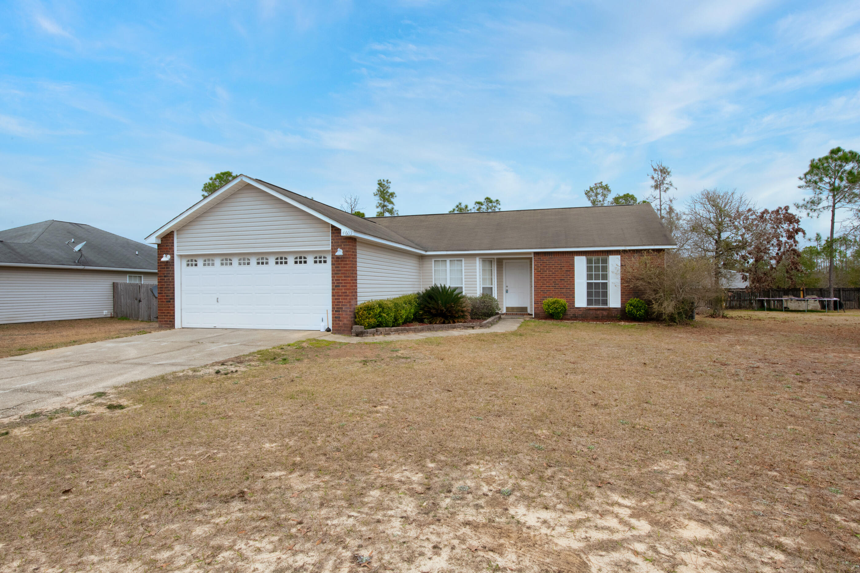 THE PINES - Residential