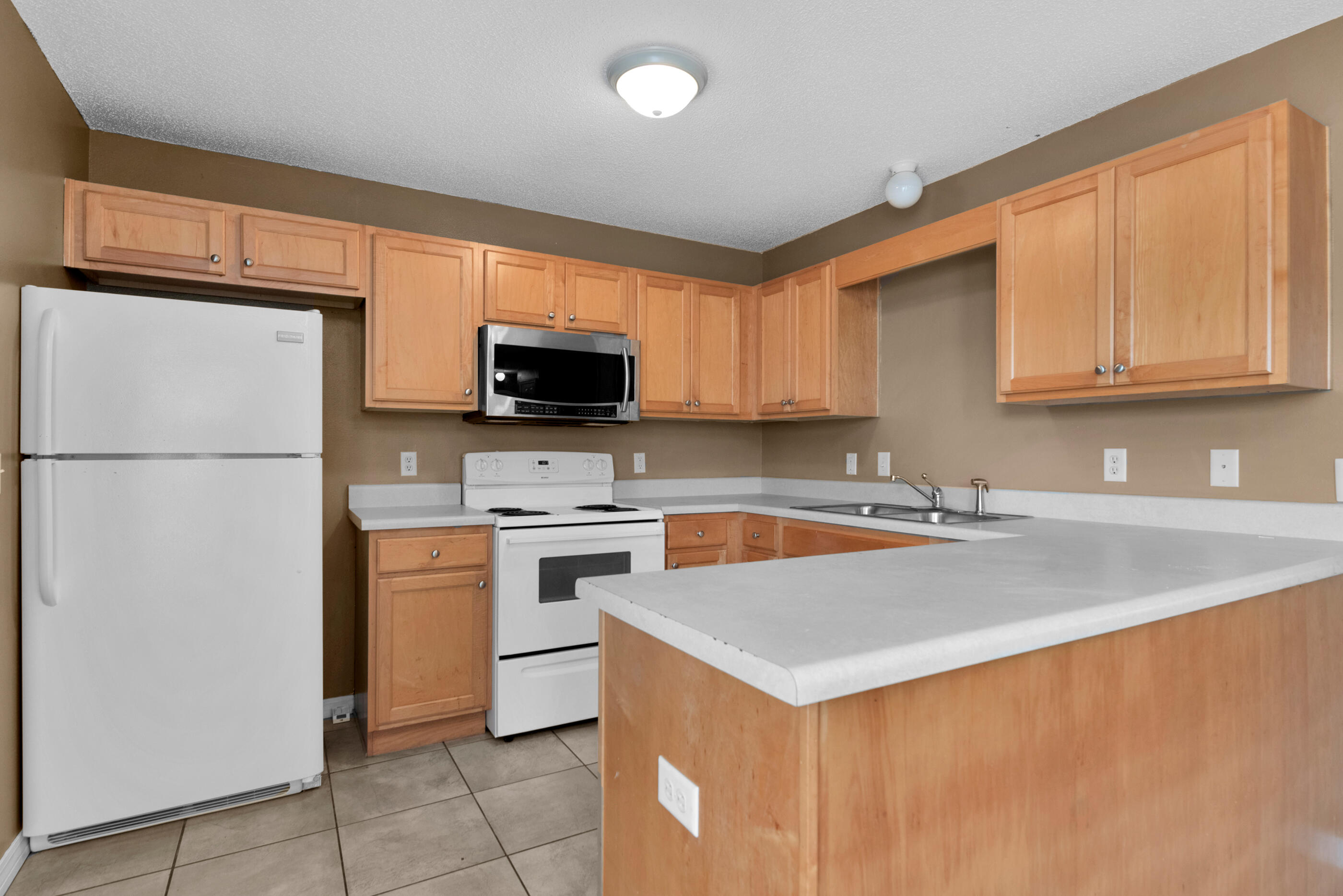 THE PINES - Residential