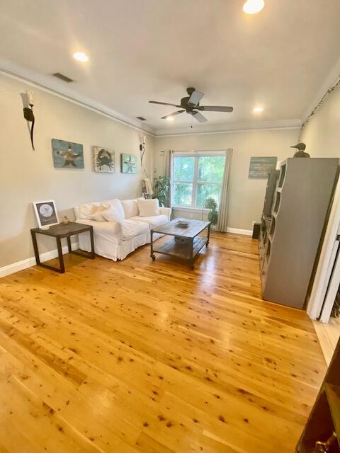 MAGNOLIA BAY - Residential