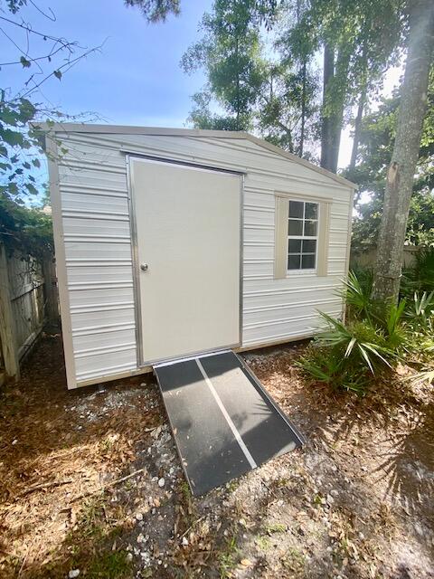 MAGNOLIA BAY - Residential