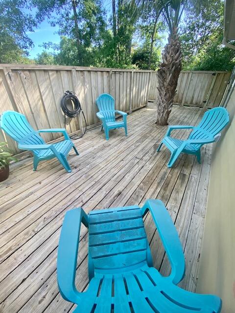 MAGNOLIA BAY - Residential