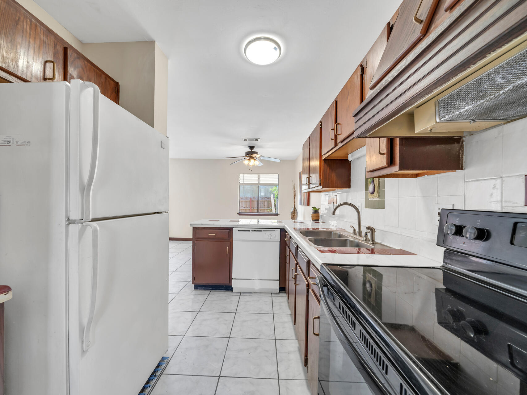 PINE RIDGE TRACE RE/SUB - Residential