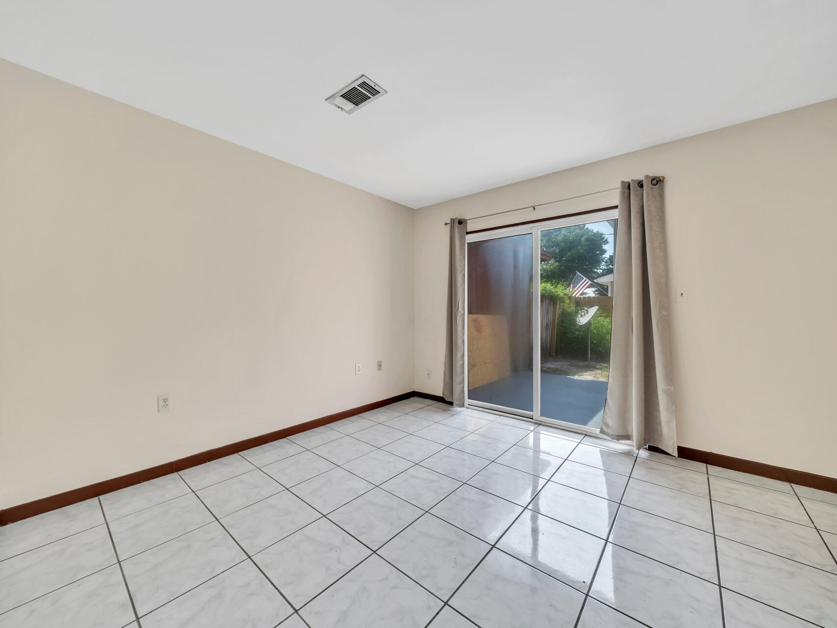 PINE RIDGE TRACE RE/SUB - Residential