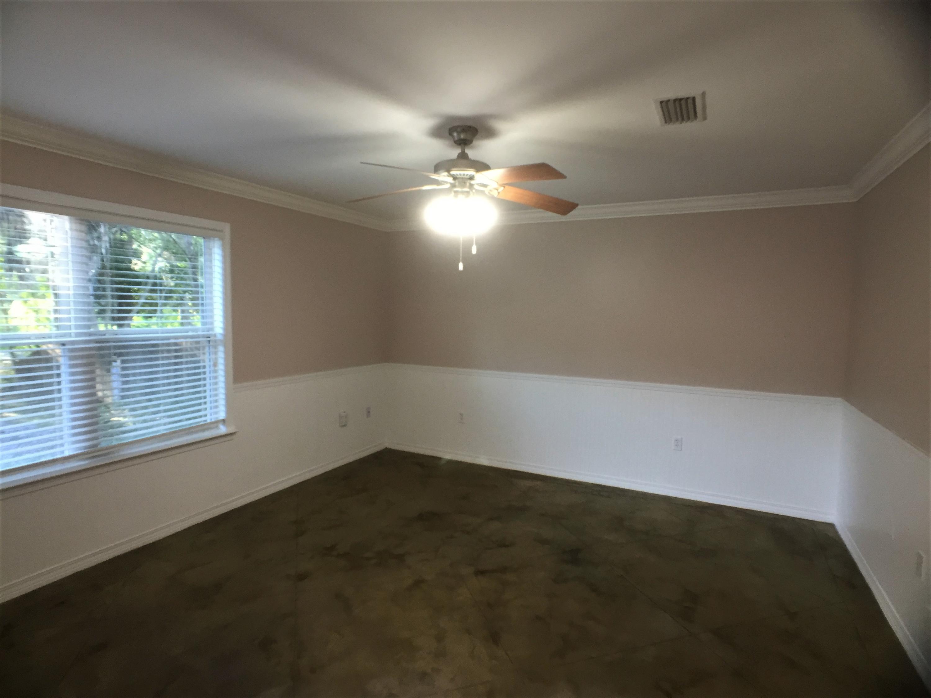 TOWN OF SANTA ROSA - Residential Lease