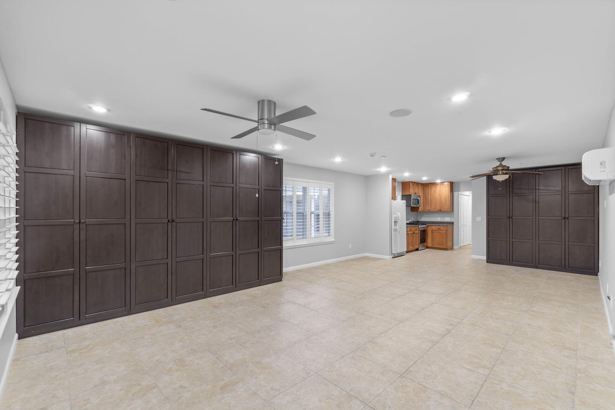 WYNNEHAVEN BCH EST 1ST ADD - Residential Lease