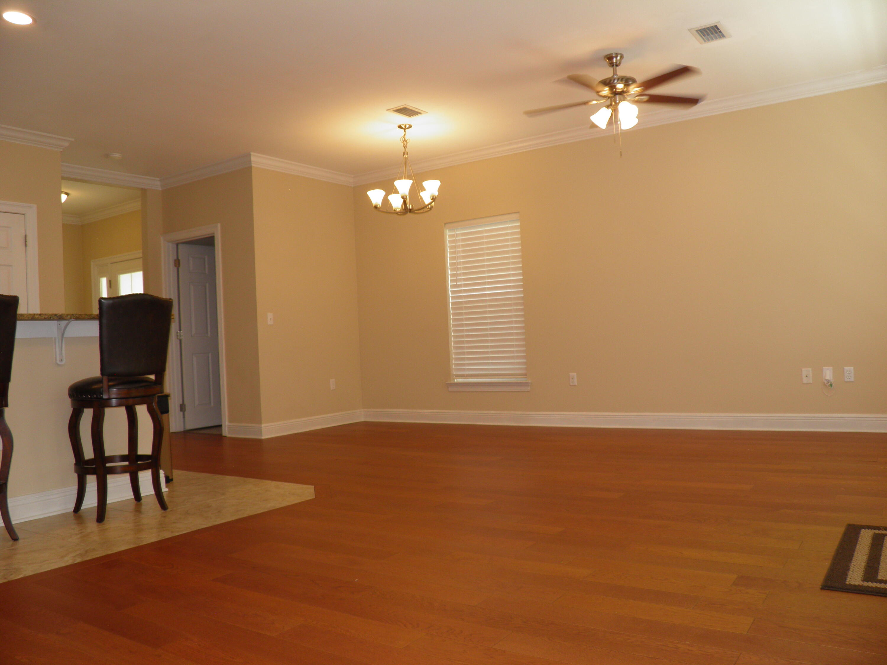 WALTON OAKS - Residential