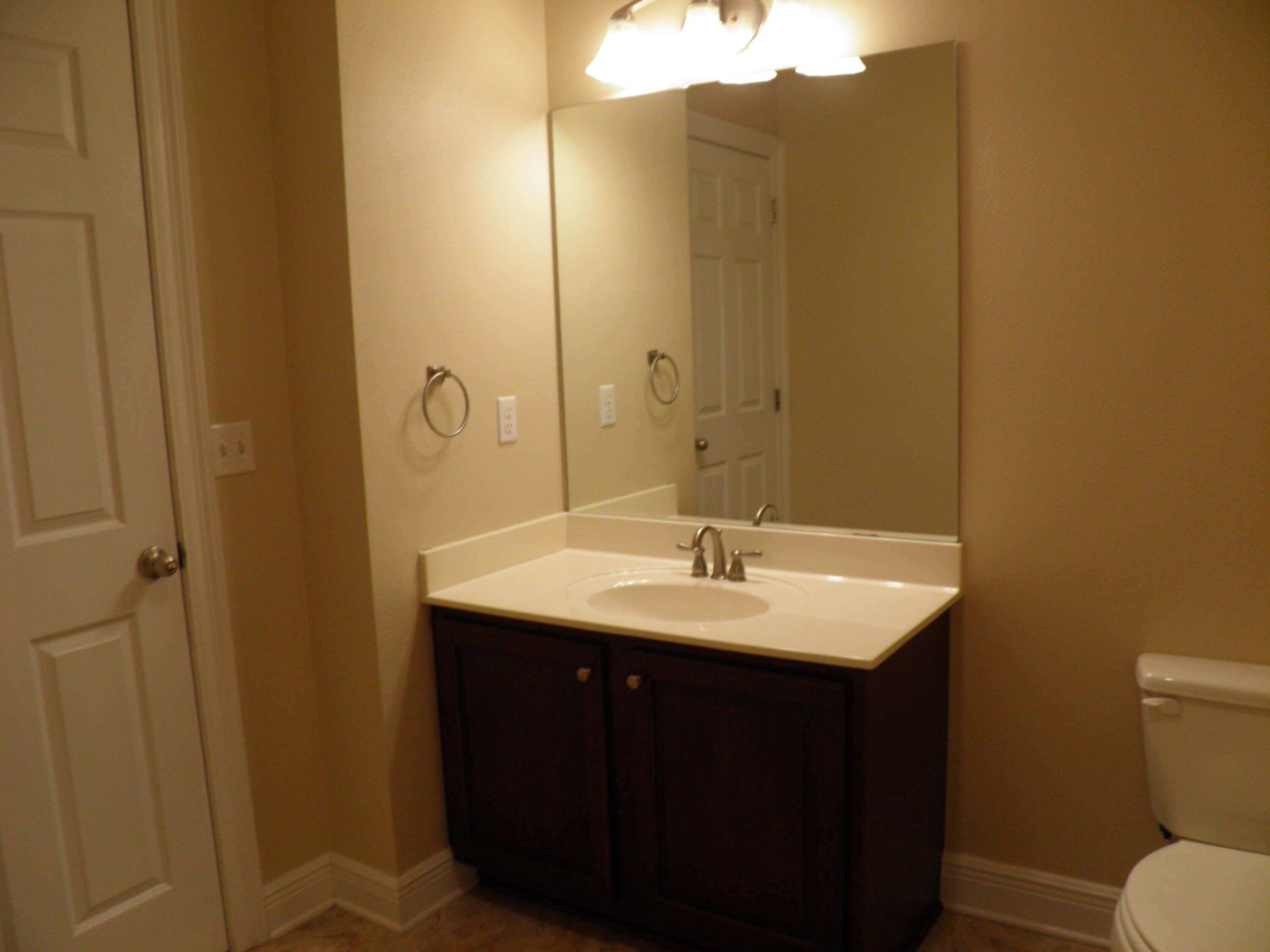 WALTON OAKS - Residential