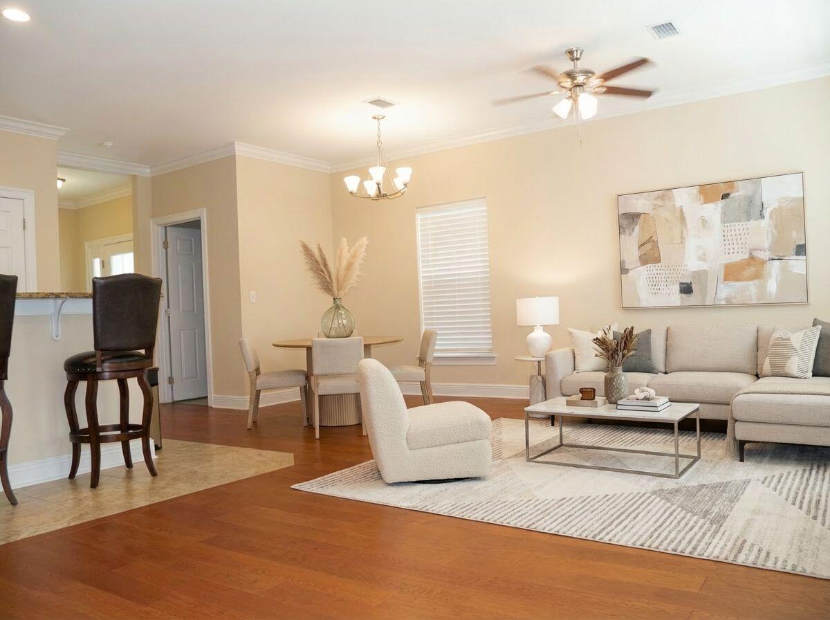 WALTON OAKS - Residential