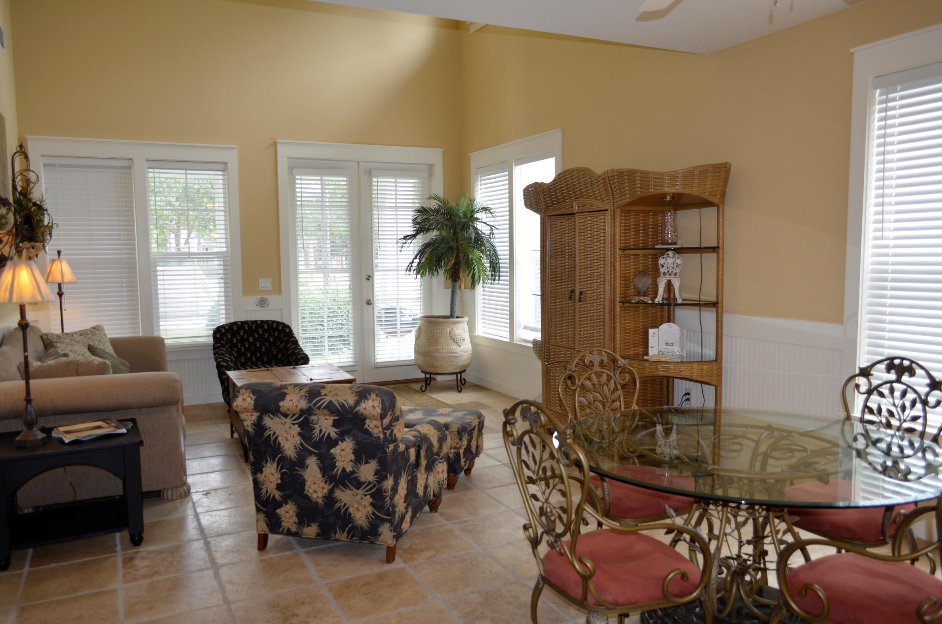 LAUREL GROVE - Residential Lease