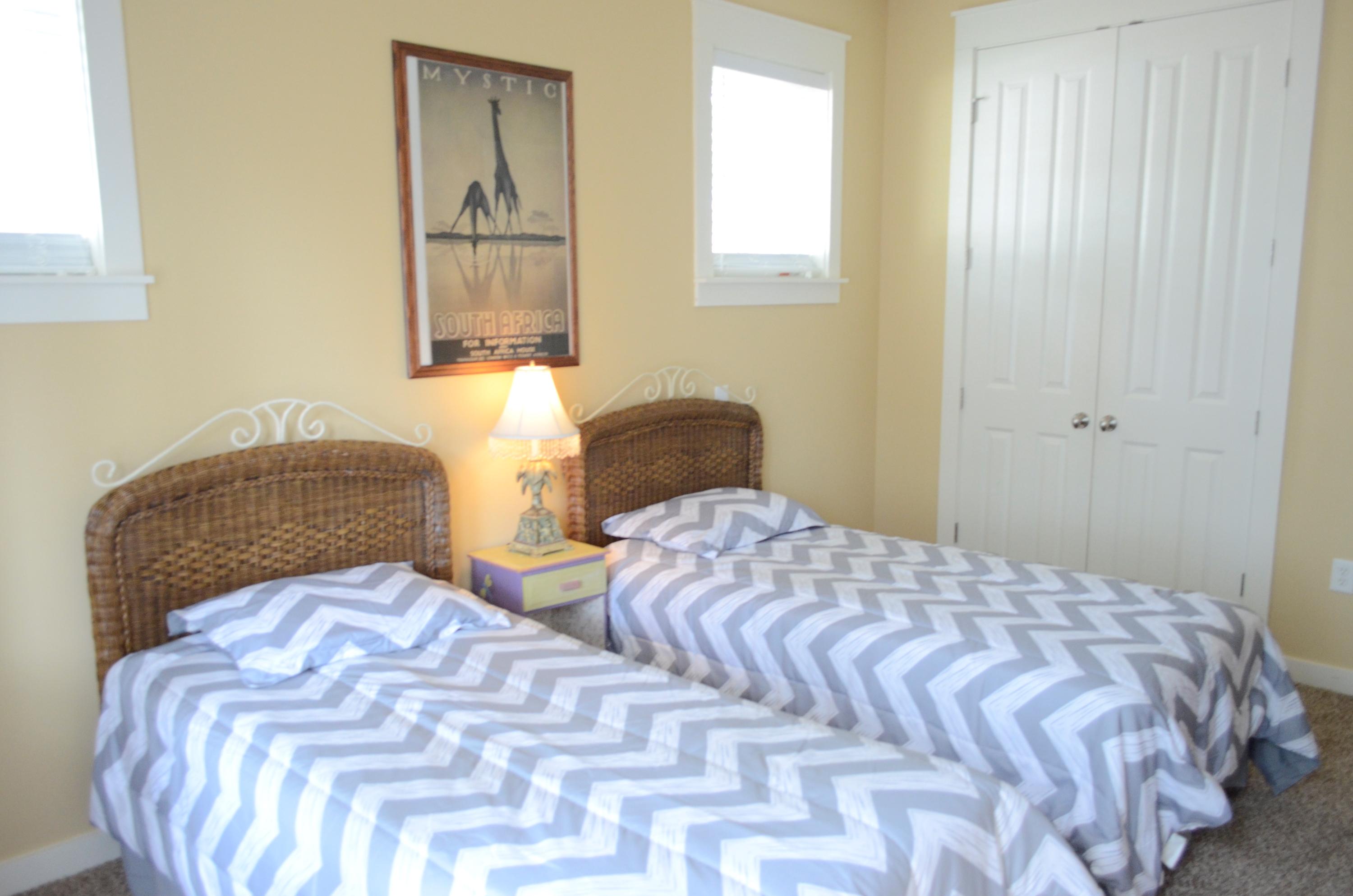 LAUREL GROVE - Residential Lease