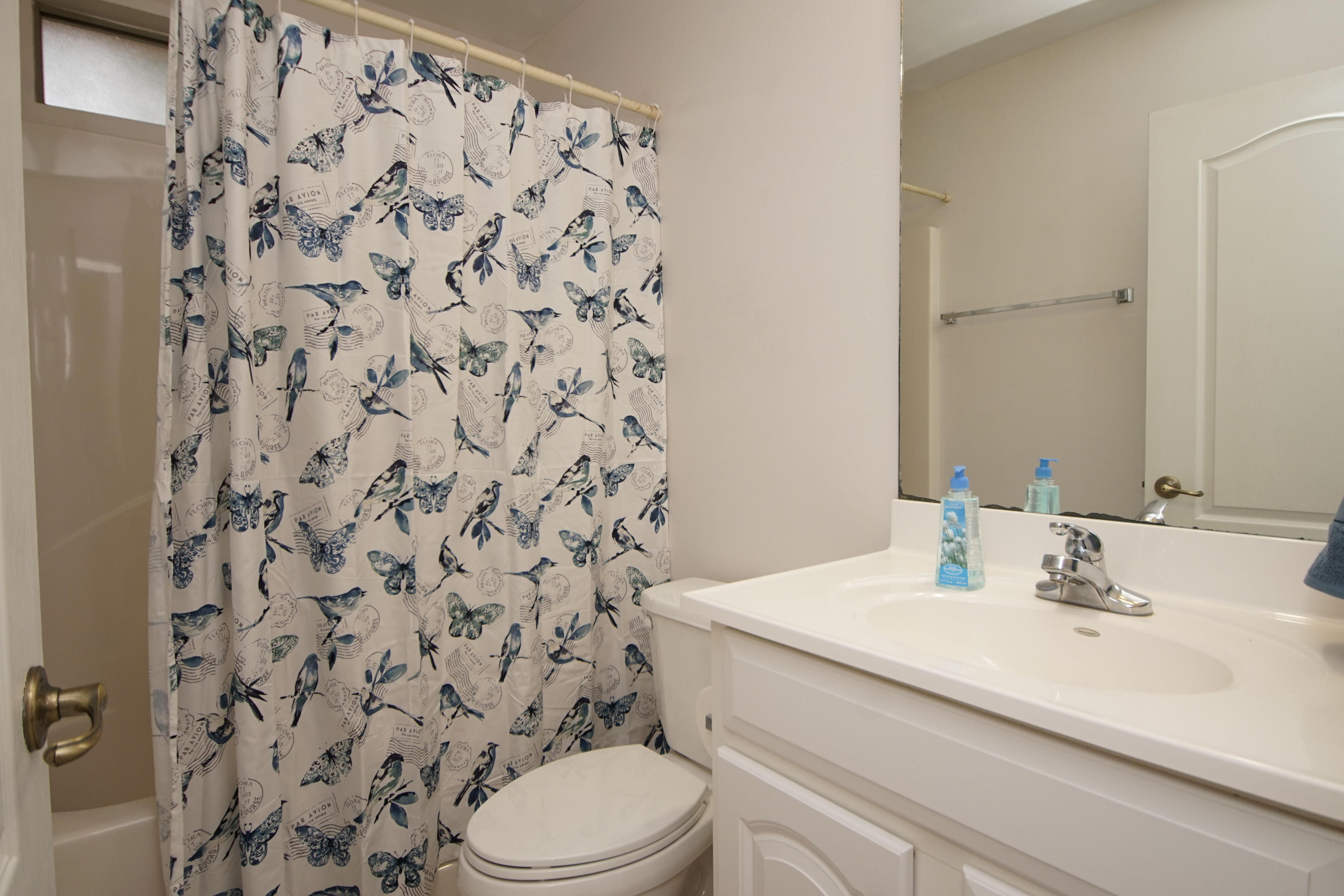 GOLDEN OAKS - Residential