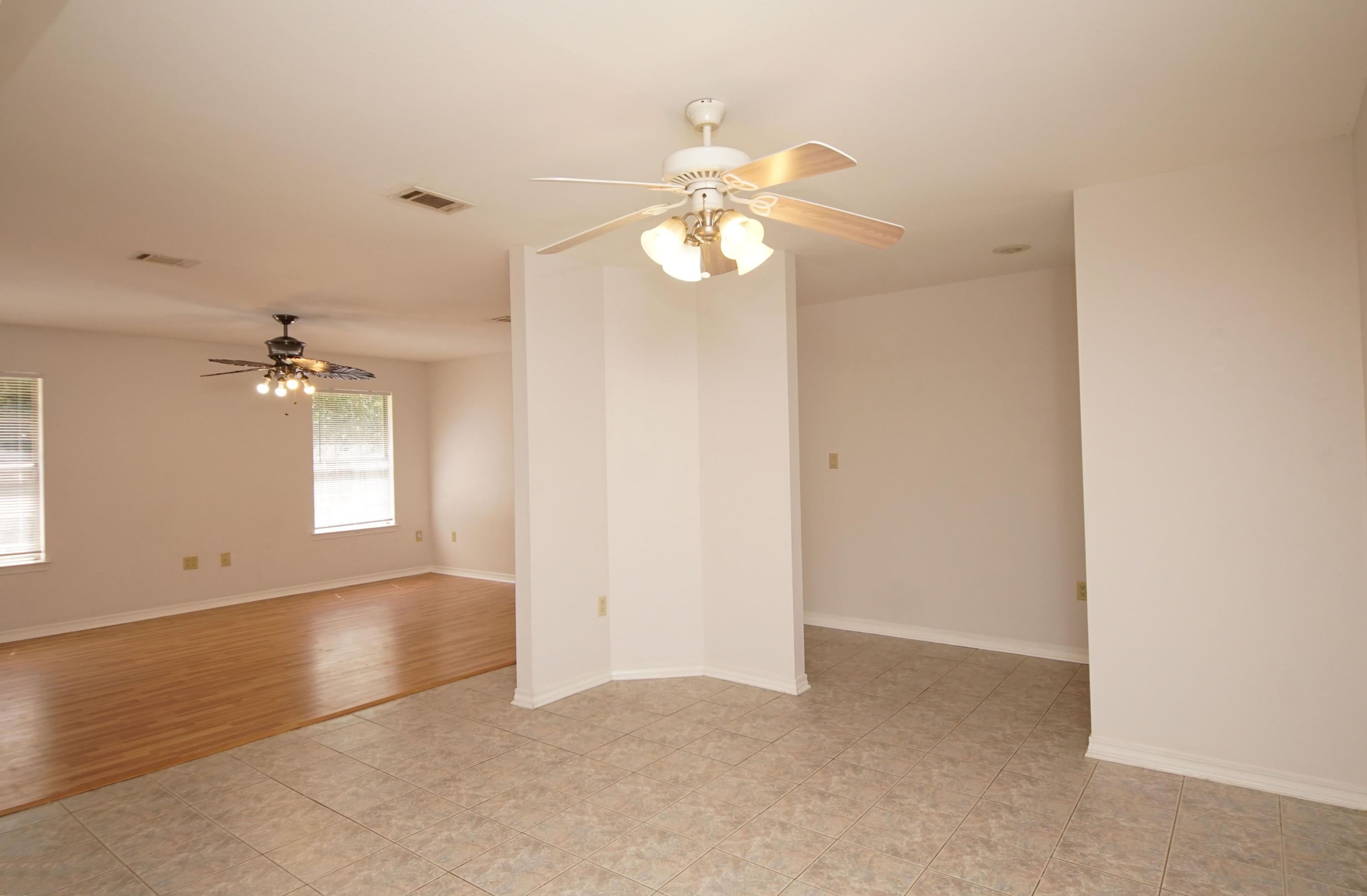 GOLDEN OAKS - Residential