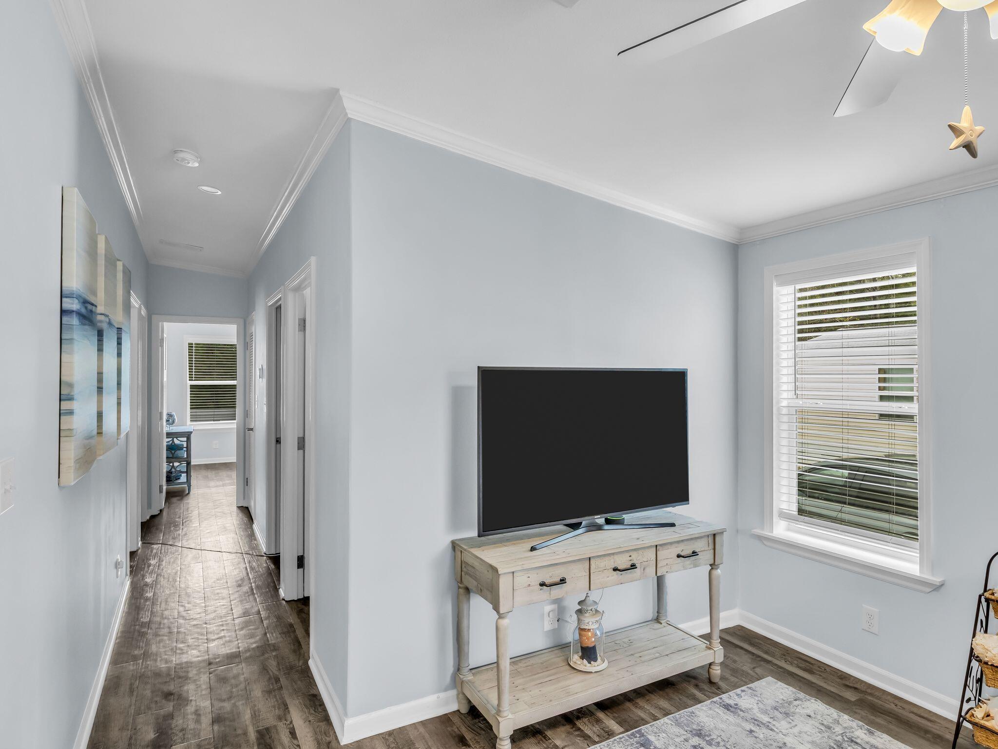 ENCLAVE - Residential