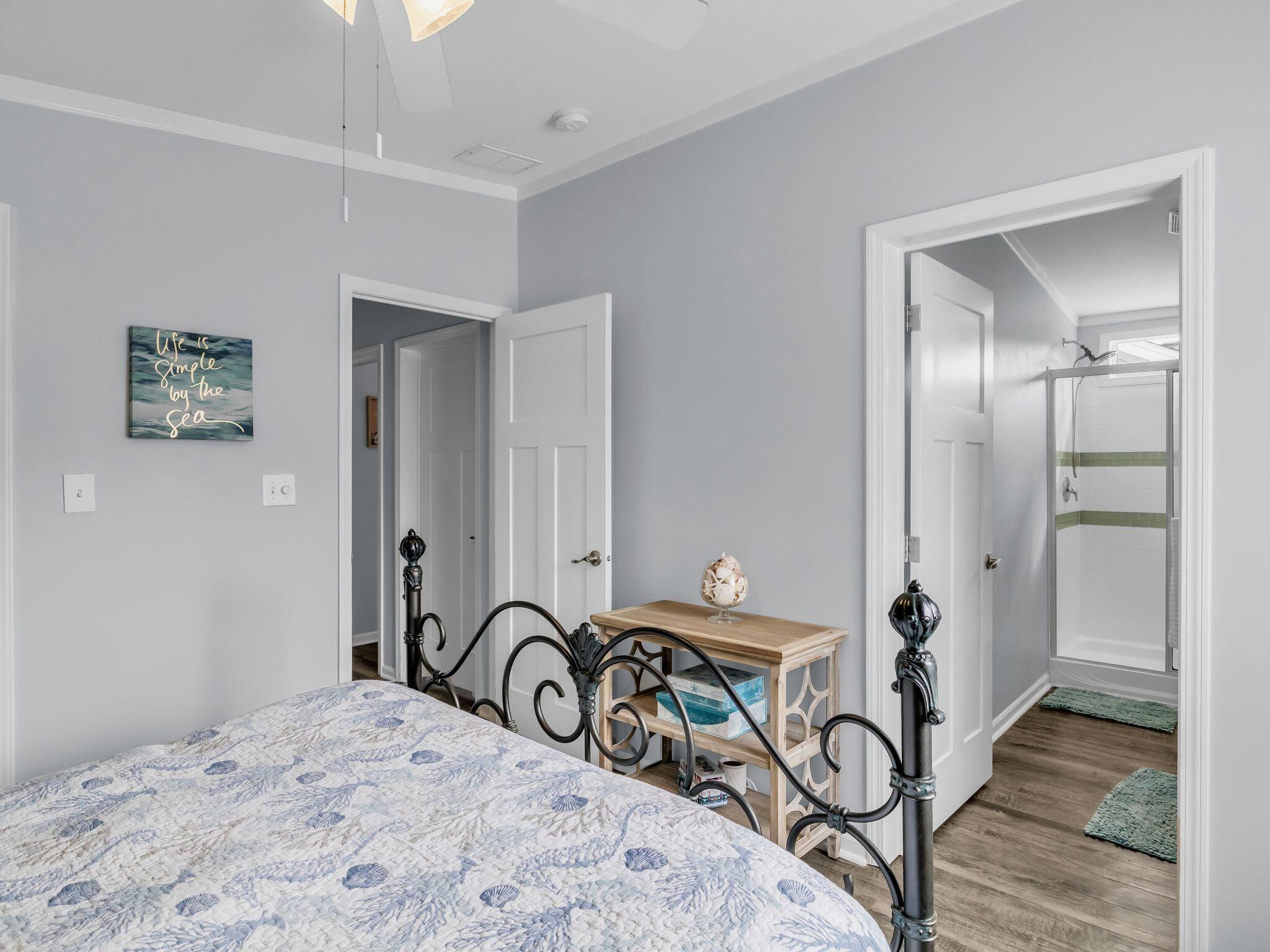 ENCLAVE - Residential