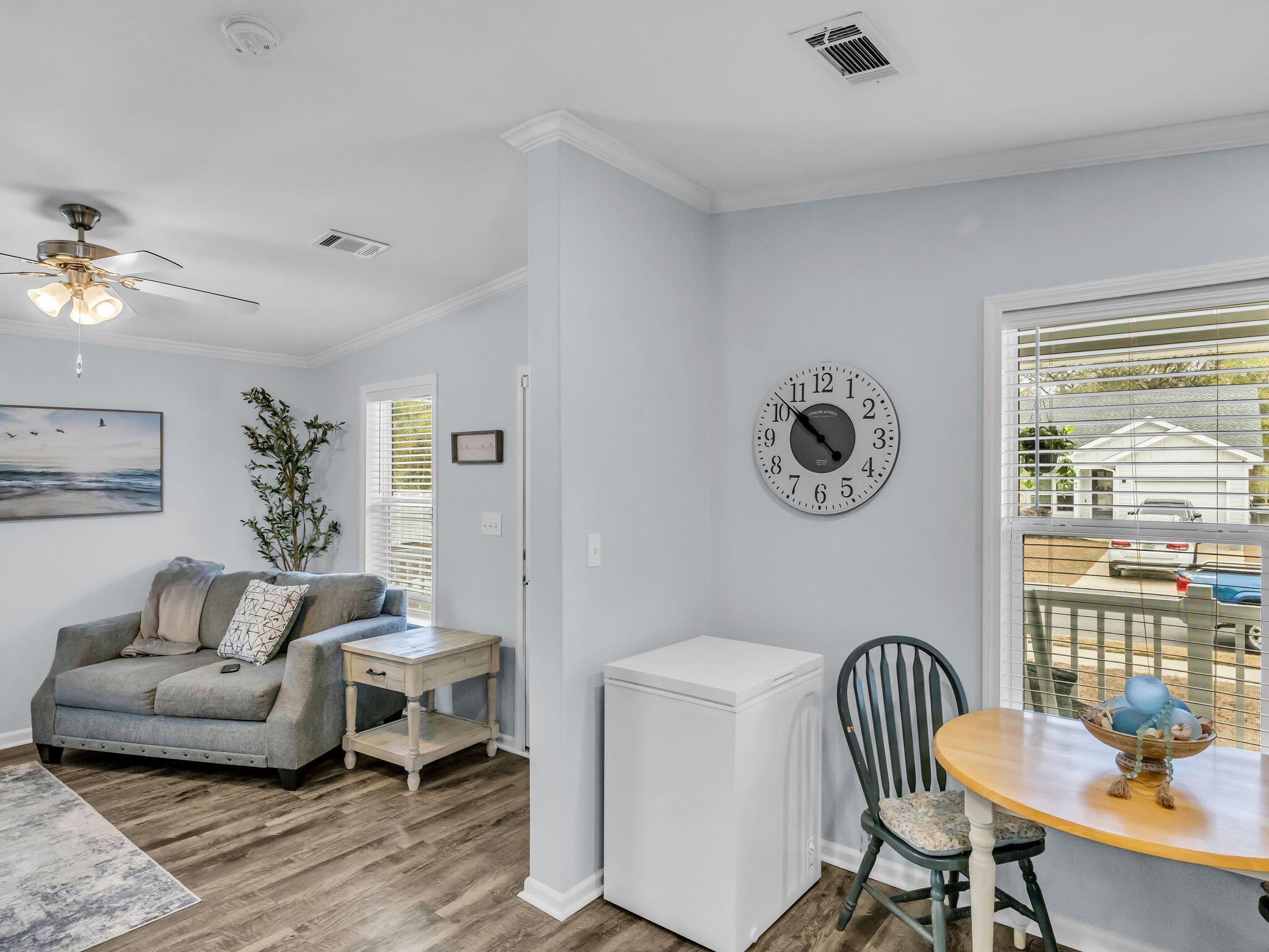 ENCLAVE - Residential