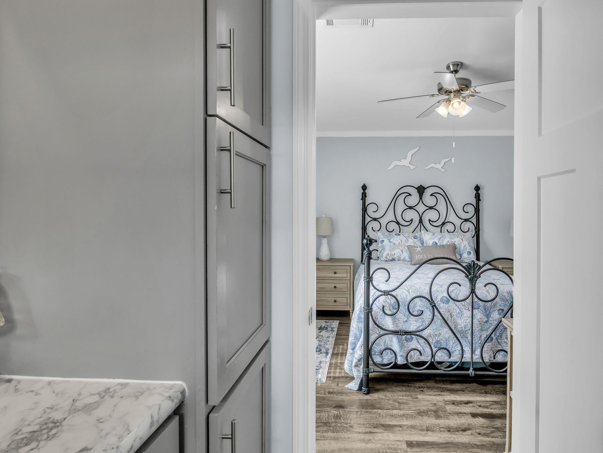 ENCLAVE - Residential