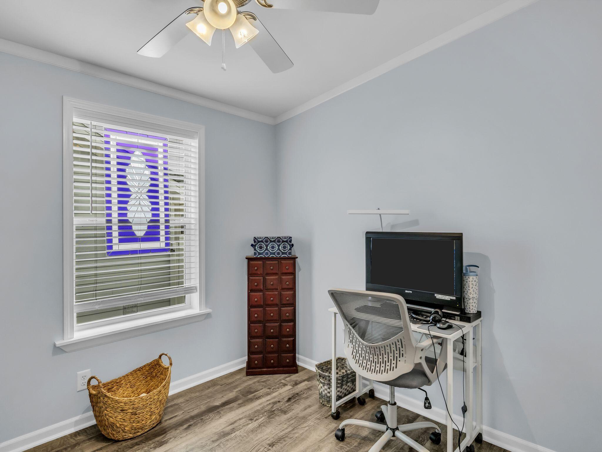 ENCLAVE - Residential