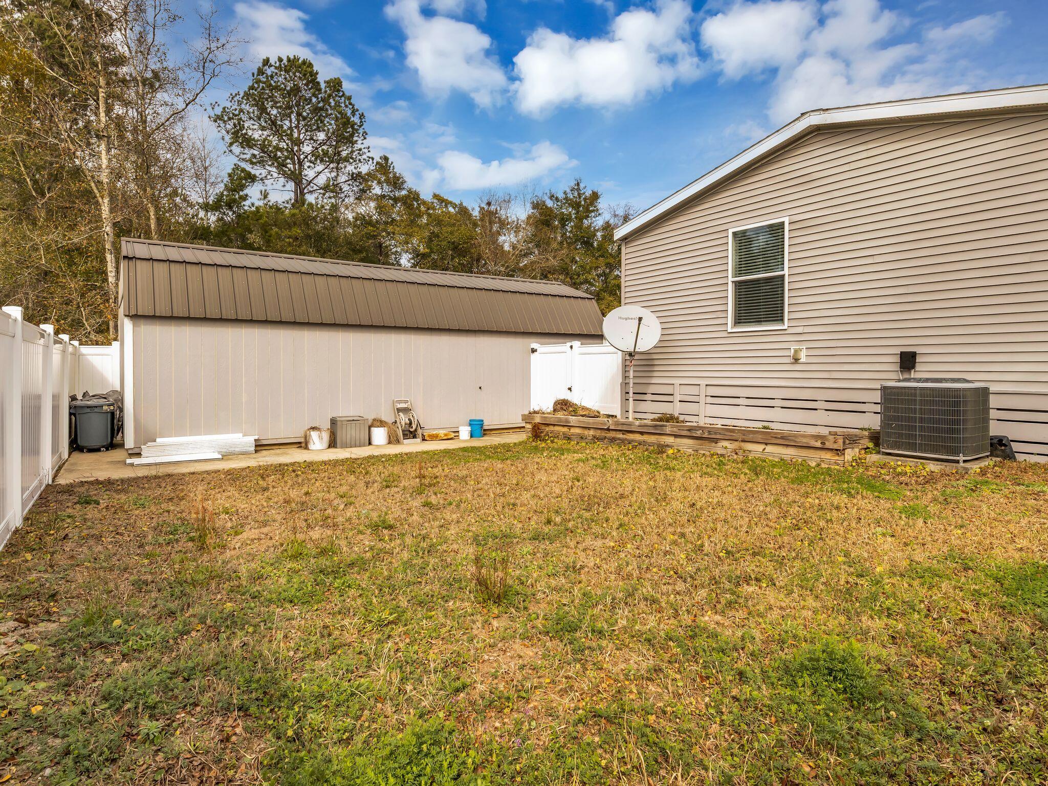 ENCLAVE - Residential