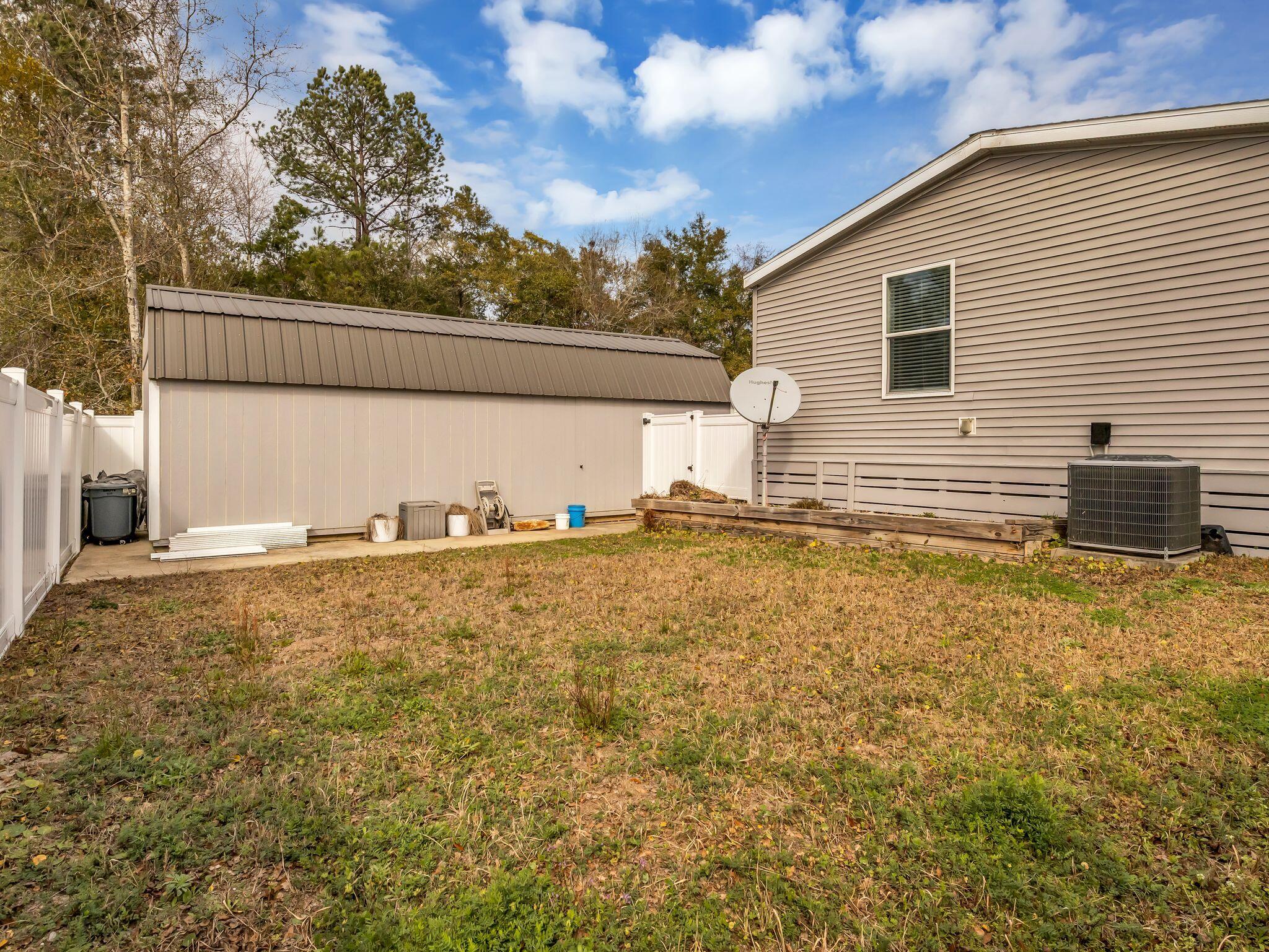 ENCLAVE - Residential