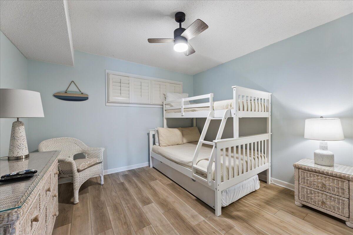 ISLANDER CONDO PH 2 - Residential