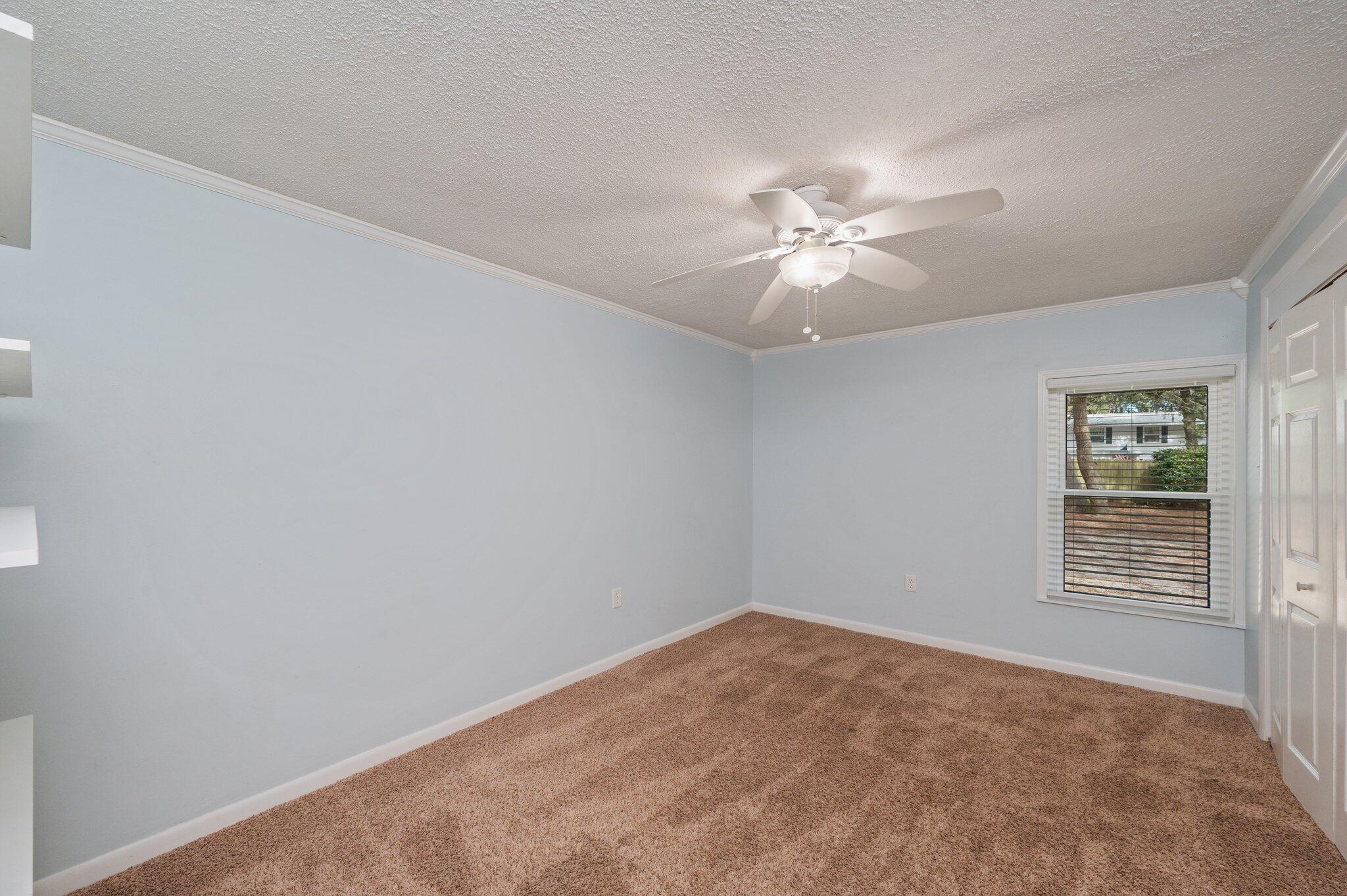 VALPARAISO SHORES - Residential Lease