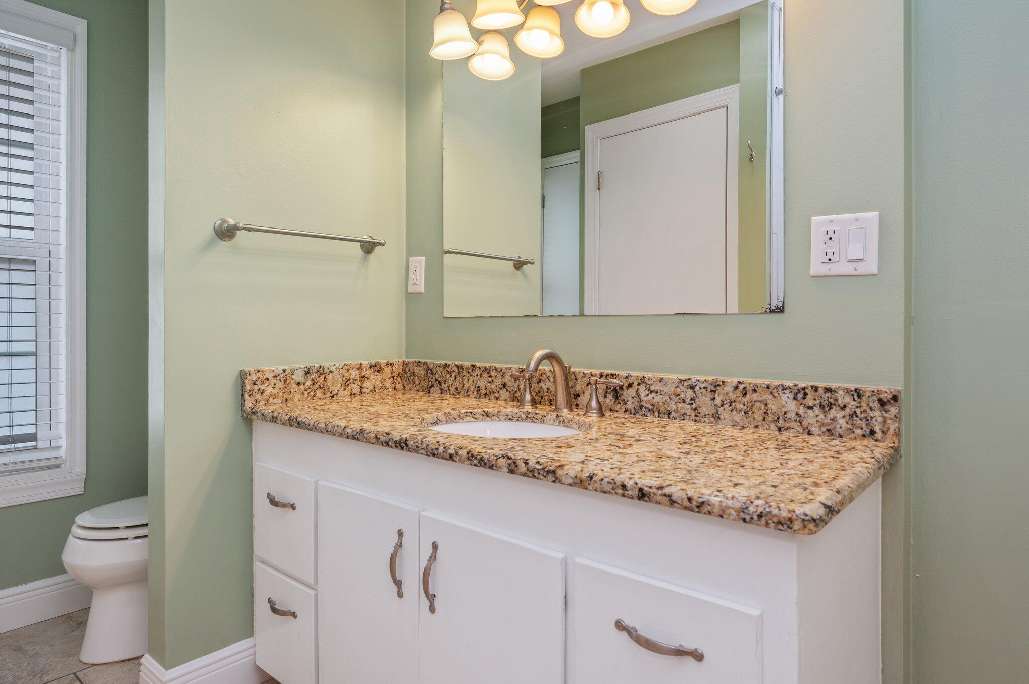 VALPARAISO SHORES - Residential Lease