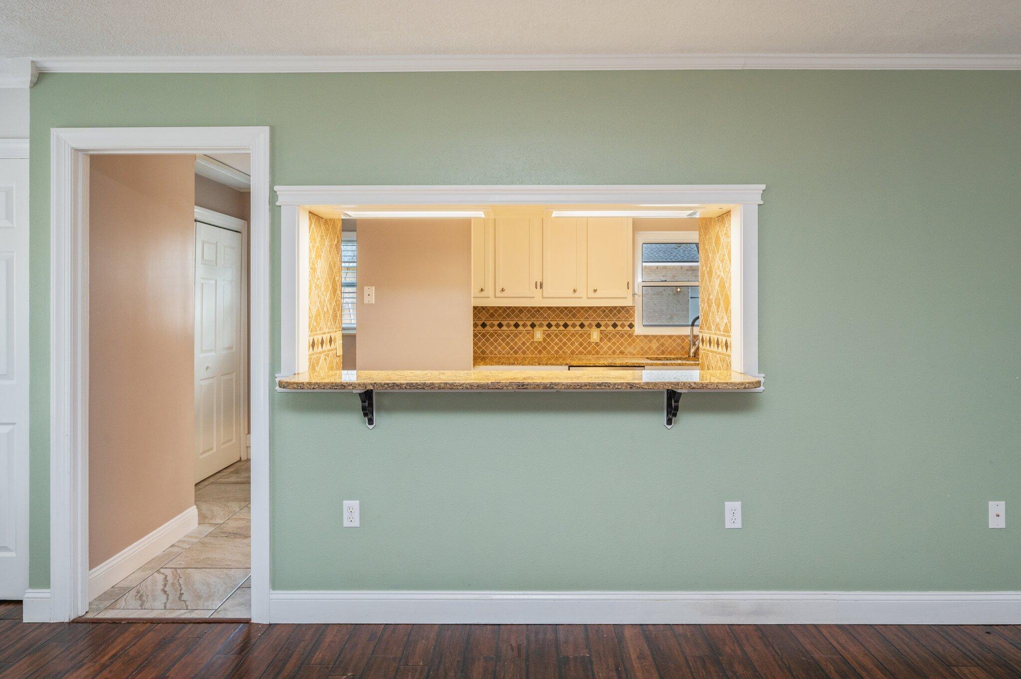 VALPARAISO SHORES - Residential Lease