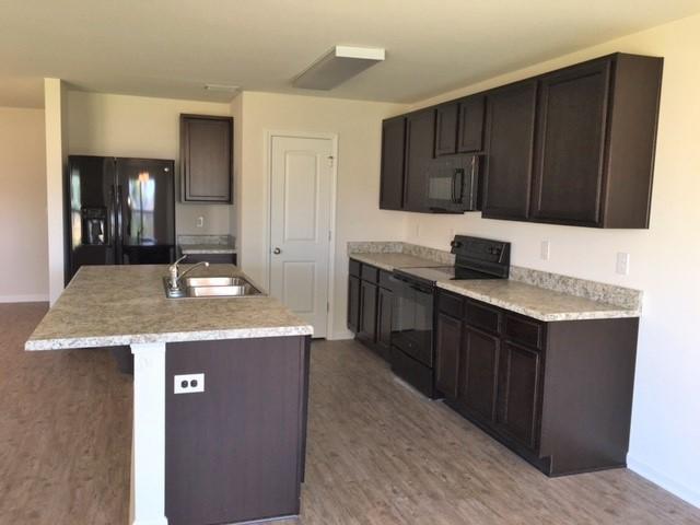 PARTRIDGE HILLS - Residential