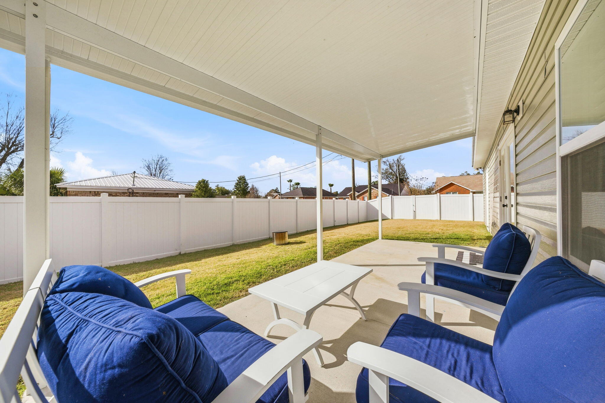 LYNN HAVEN - Residential