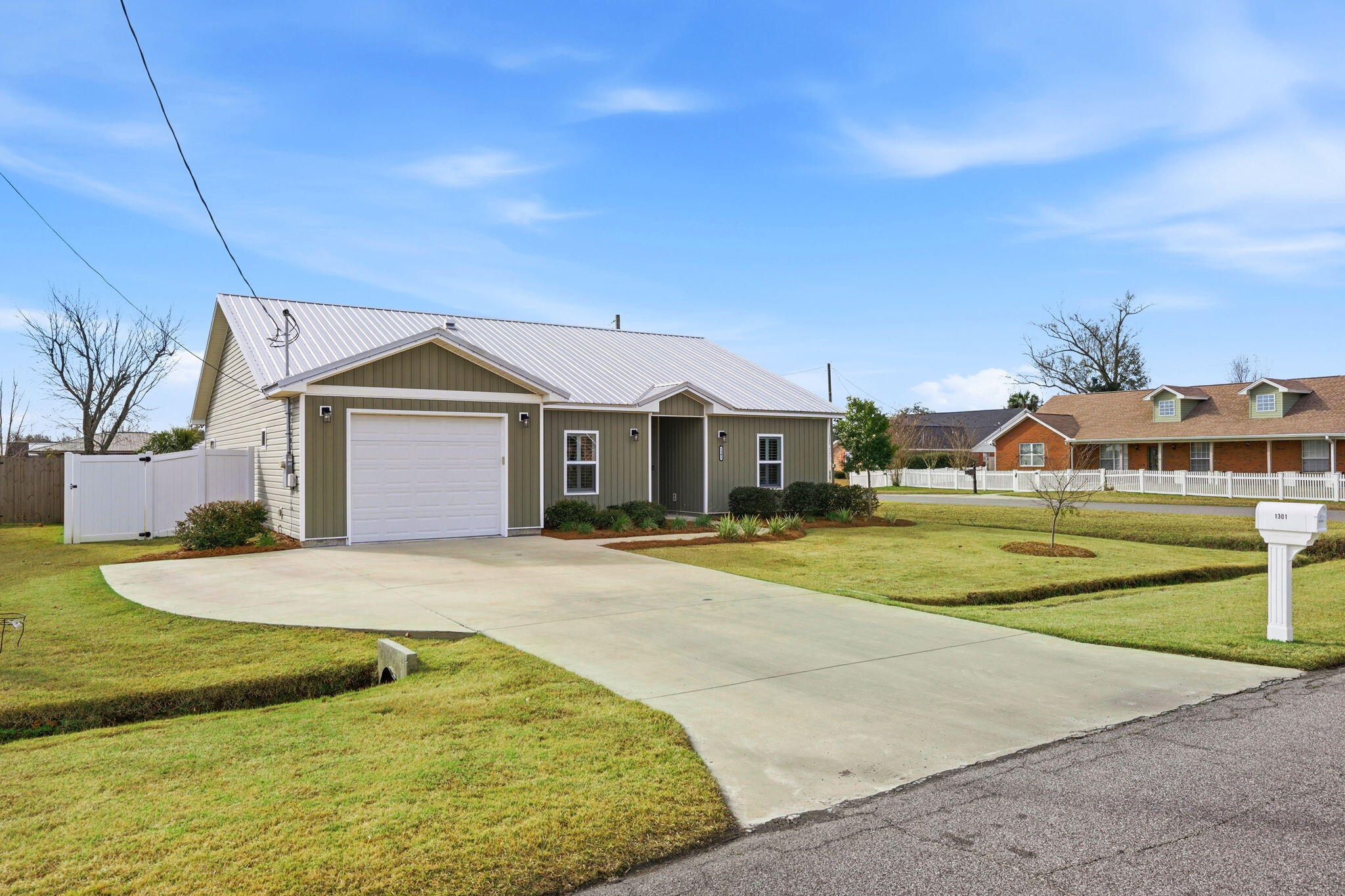 LYNN HAVEN - Residential