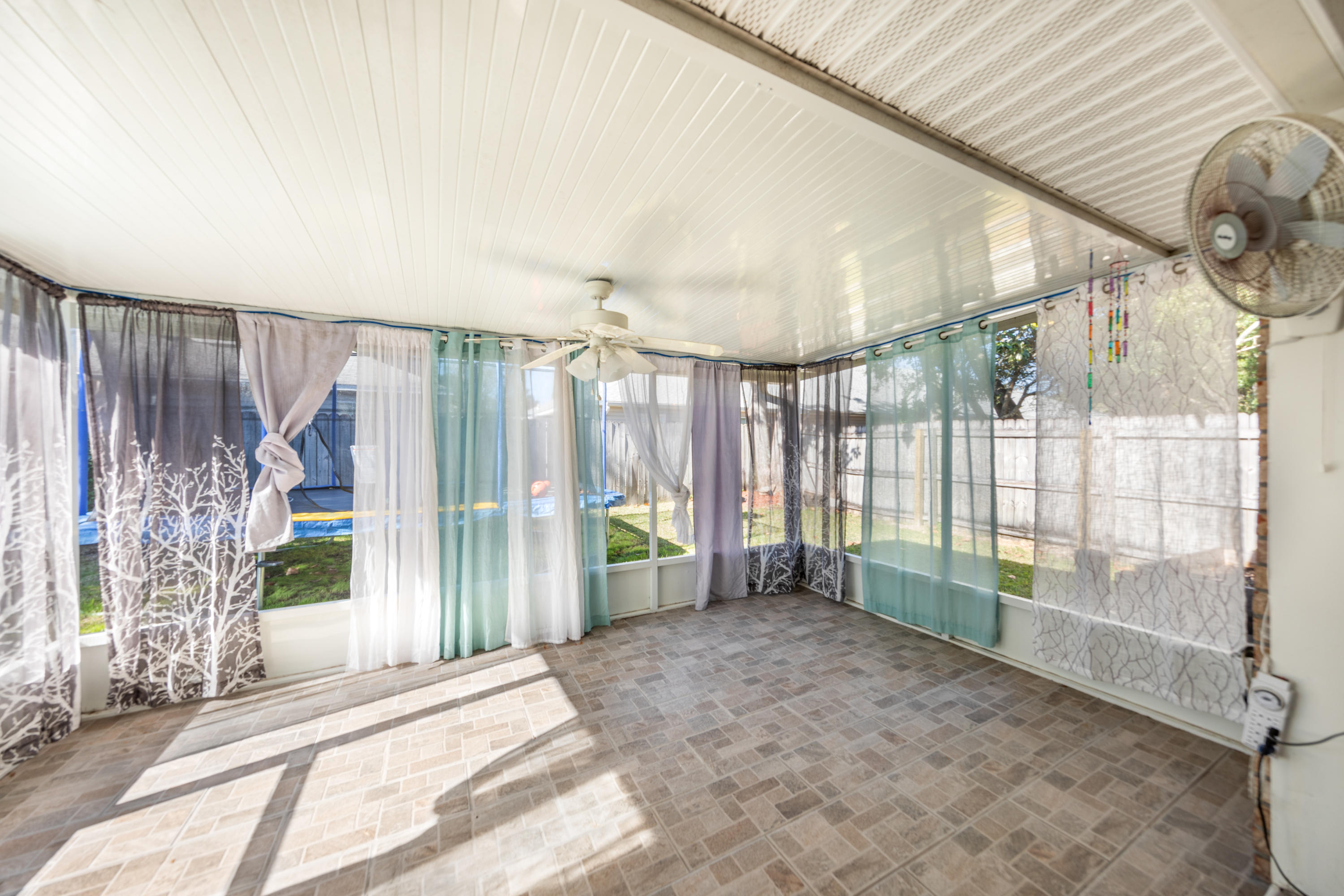 HUNTERS RUN S/D - Residential