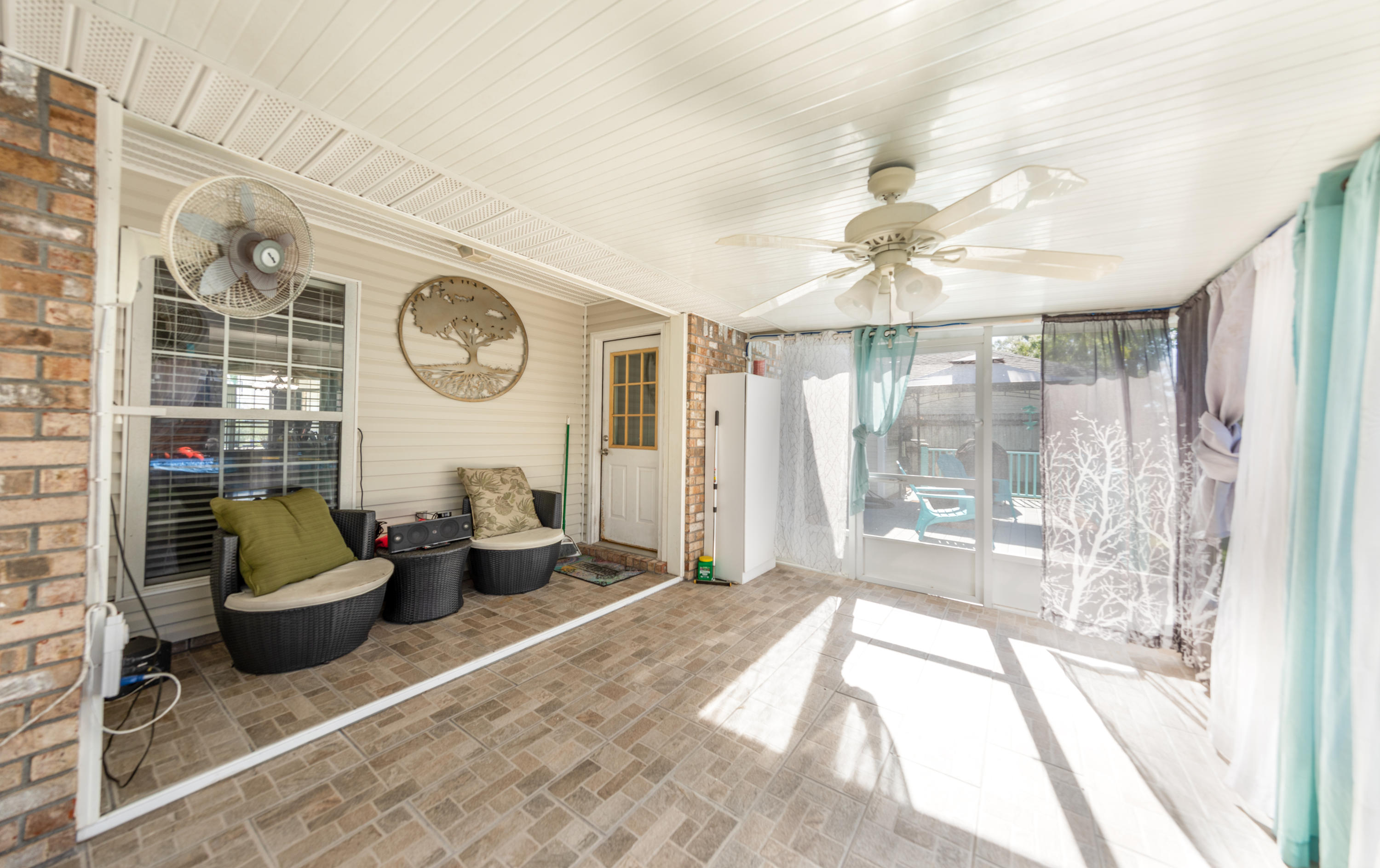 HUNTERS RUN S/D - Residential