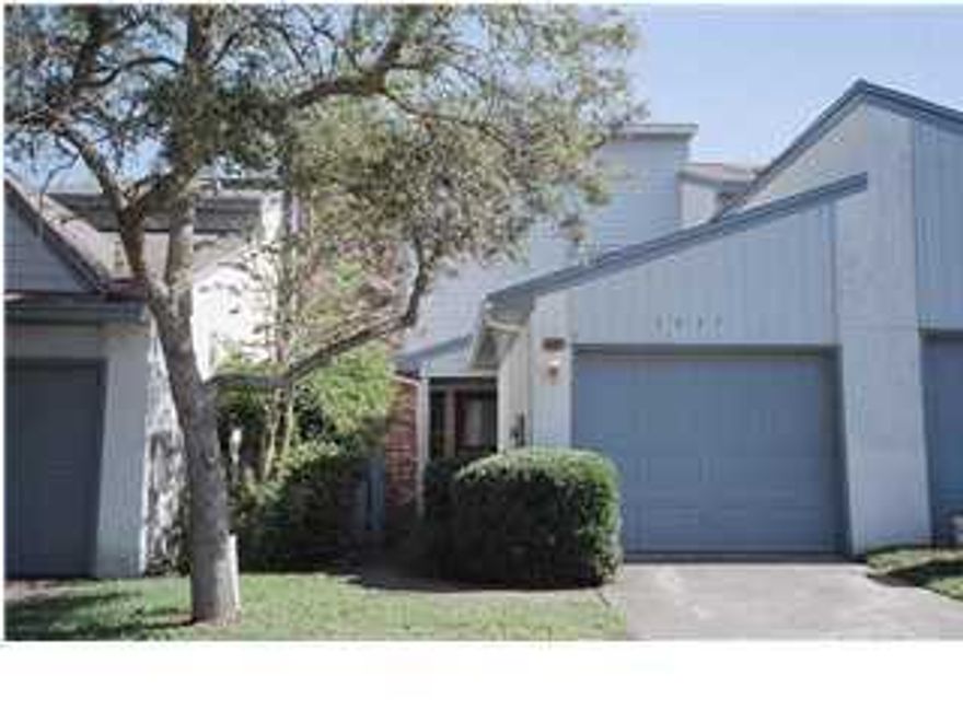 This is a truly great home. 3 bedrooms and 2 baths are upstairs with a small balcony off the master bedroom, downstairs a large deck overlooks the common area and pool..Large eat in kitchen has range, dishwasher, disposal and stainless refrigerator with icemaker. A large pantry offers lots of storage space in the kitchen. The floor plan features an inside laundry room, 1/2 bath downstairs, and a great room with dining area. The perfect place to call home, this 3 bedroom townhouse is just right. Small pet may be considered with owner approval. VIEWINGS AVAILABLE 5/6/2013.