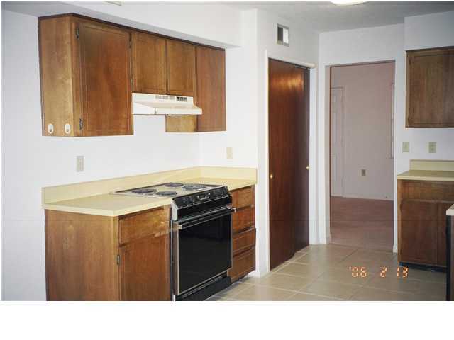 GREEN ARBOR T/H - Residential