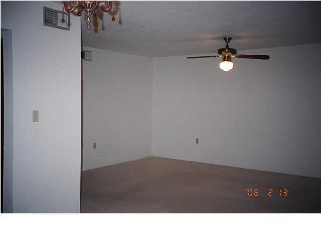 GREEN ARBOR T/H - Residential