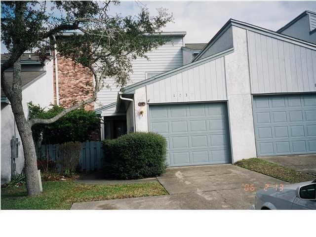 GREEN ARBOR T/H - Residential