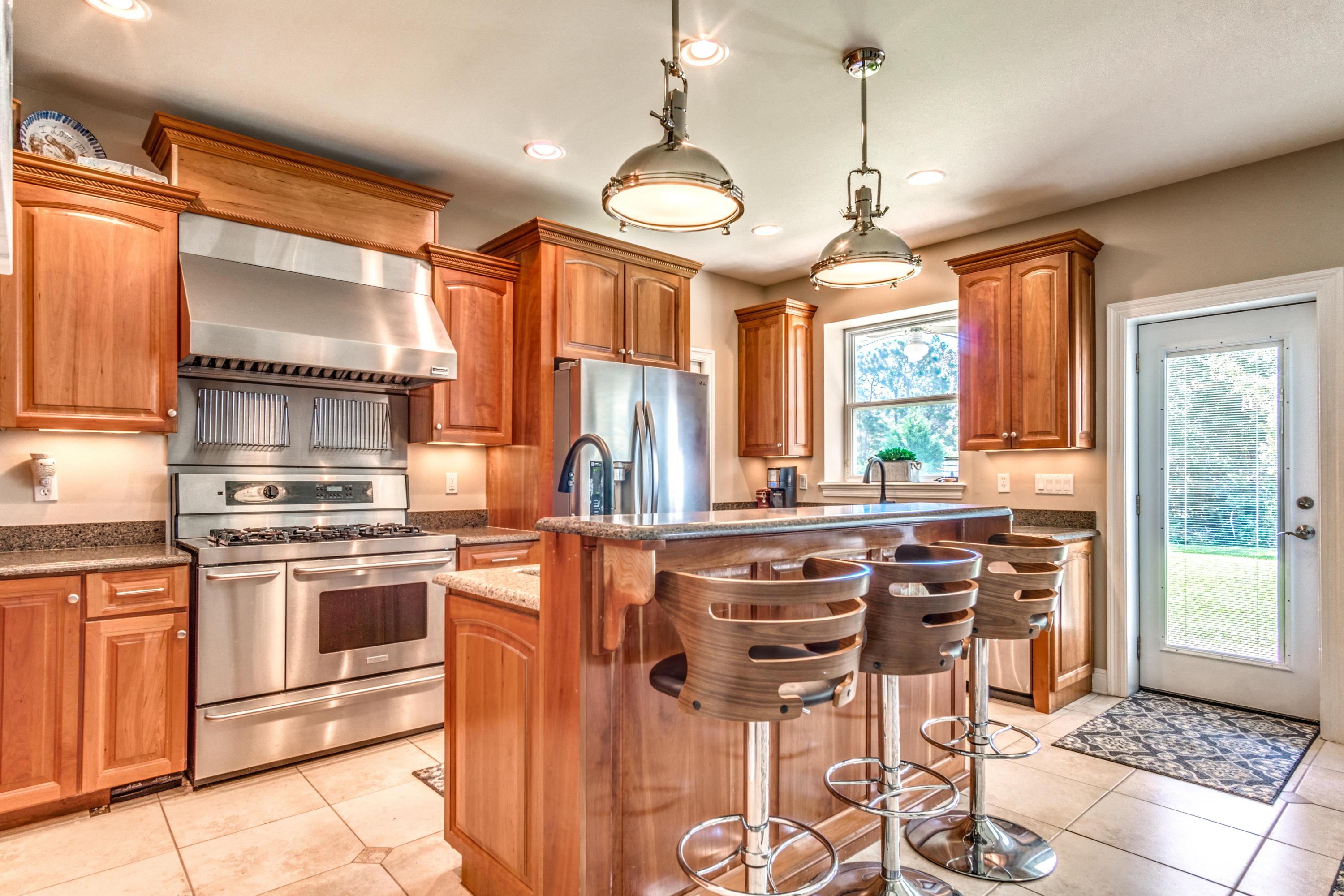 HIDDEN CREEK AT HOLLEY BY THE SEA - Residential