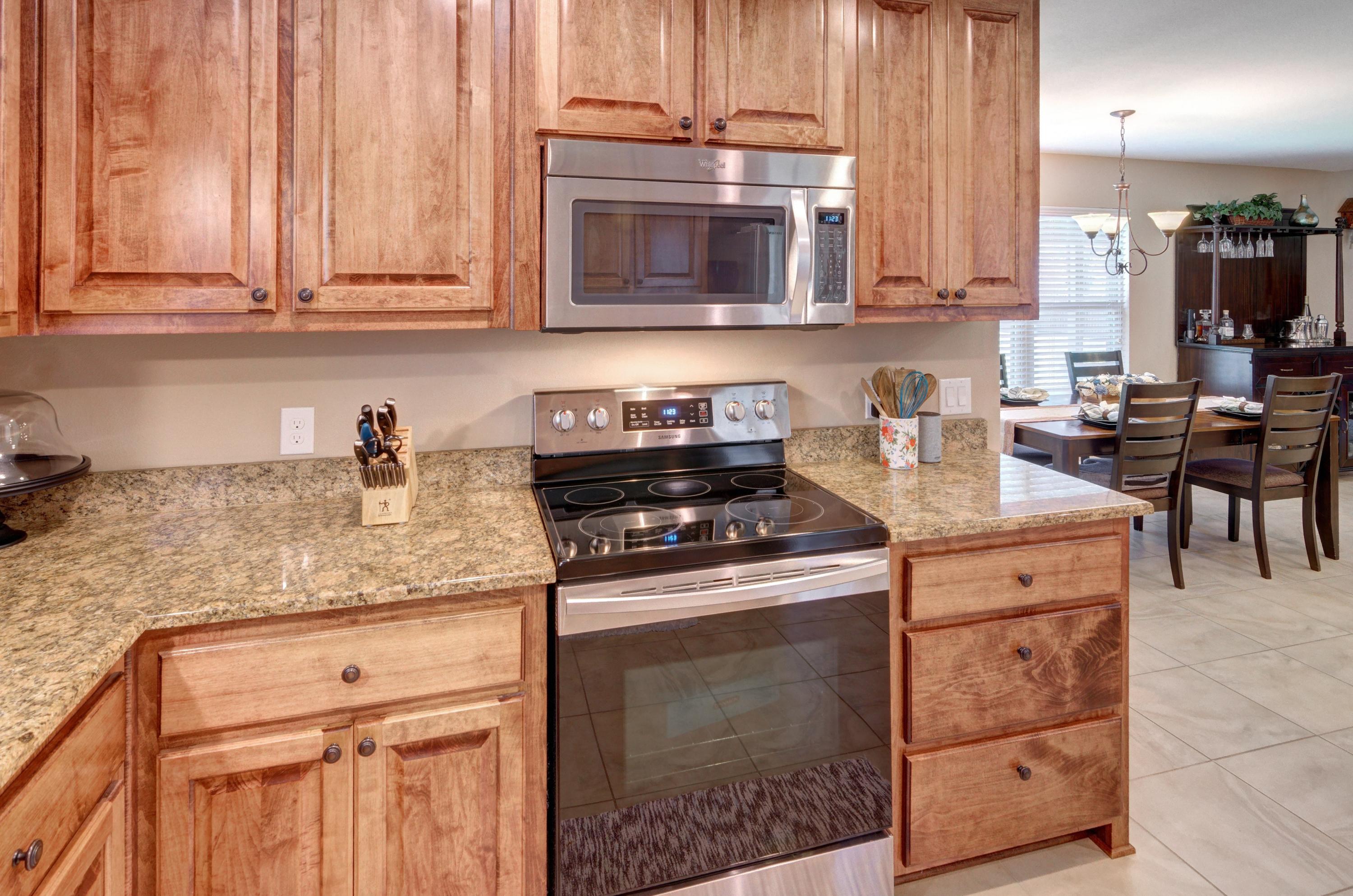 HOLLEY BY THE SEA - Residential