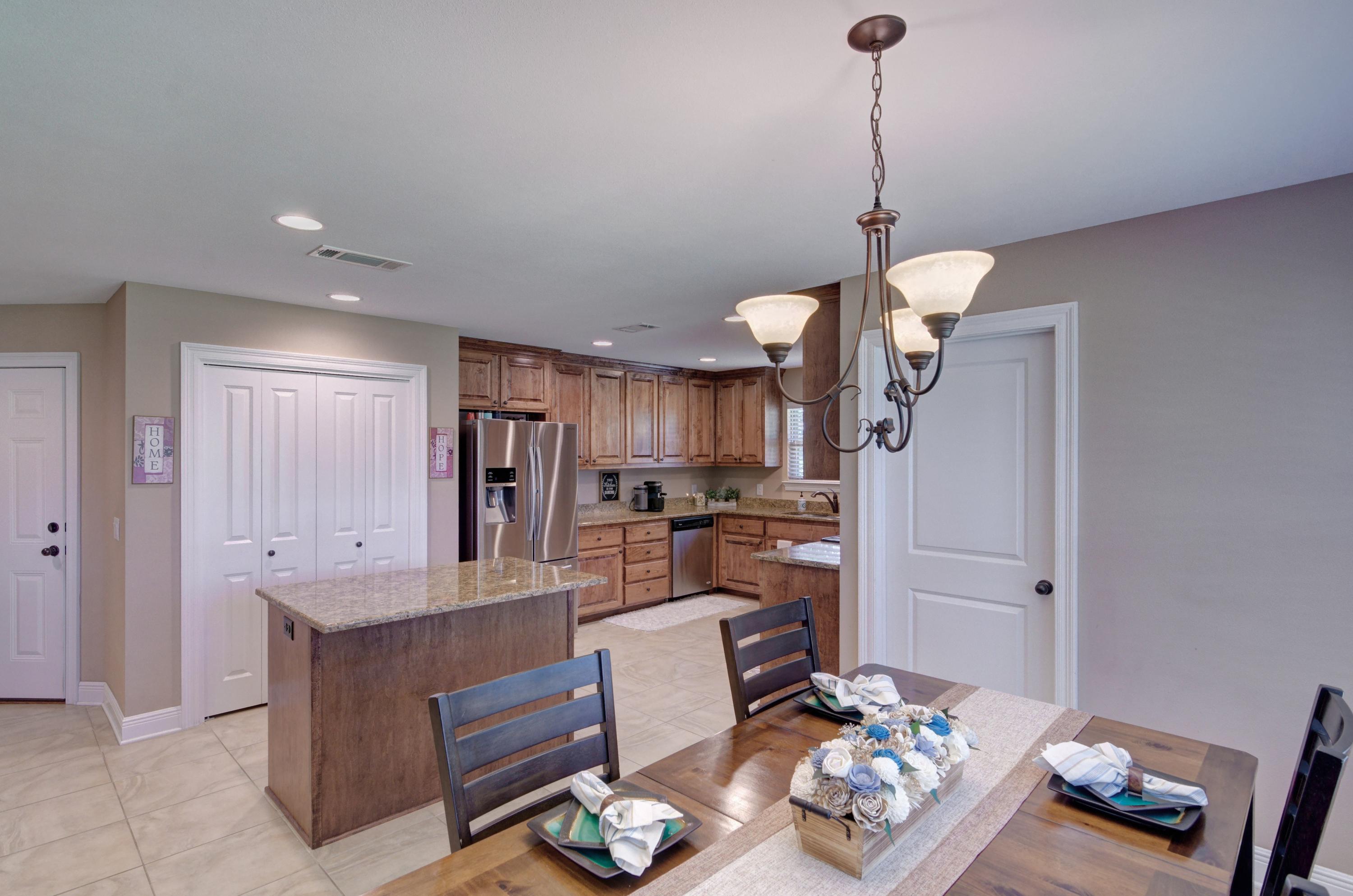 HOLLEY BY THE SEA - Residential