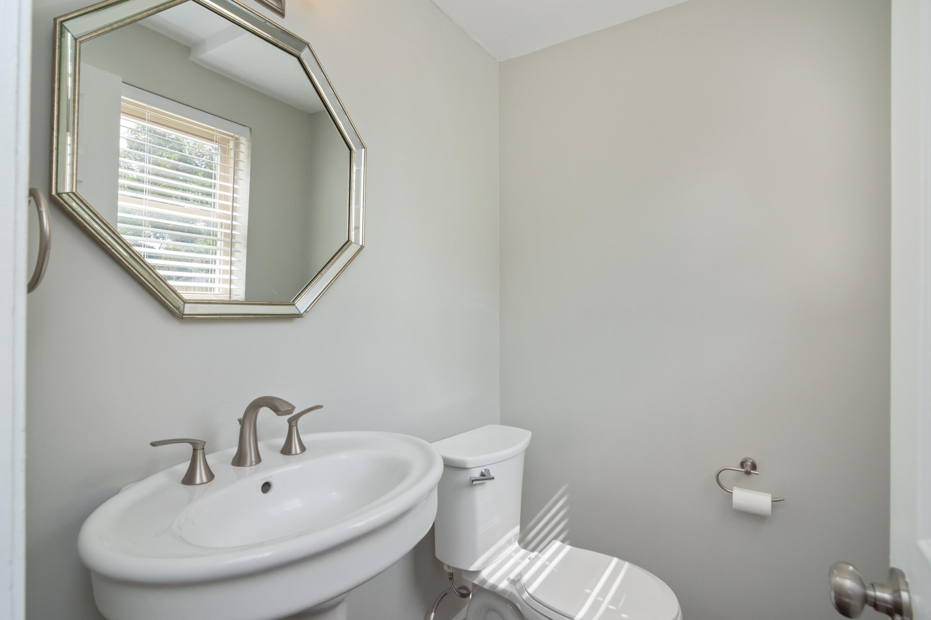 BAYOU WOODS 1ST ADDN - Residential