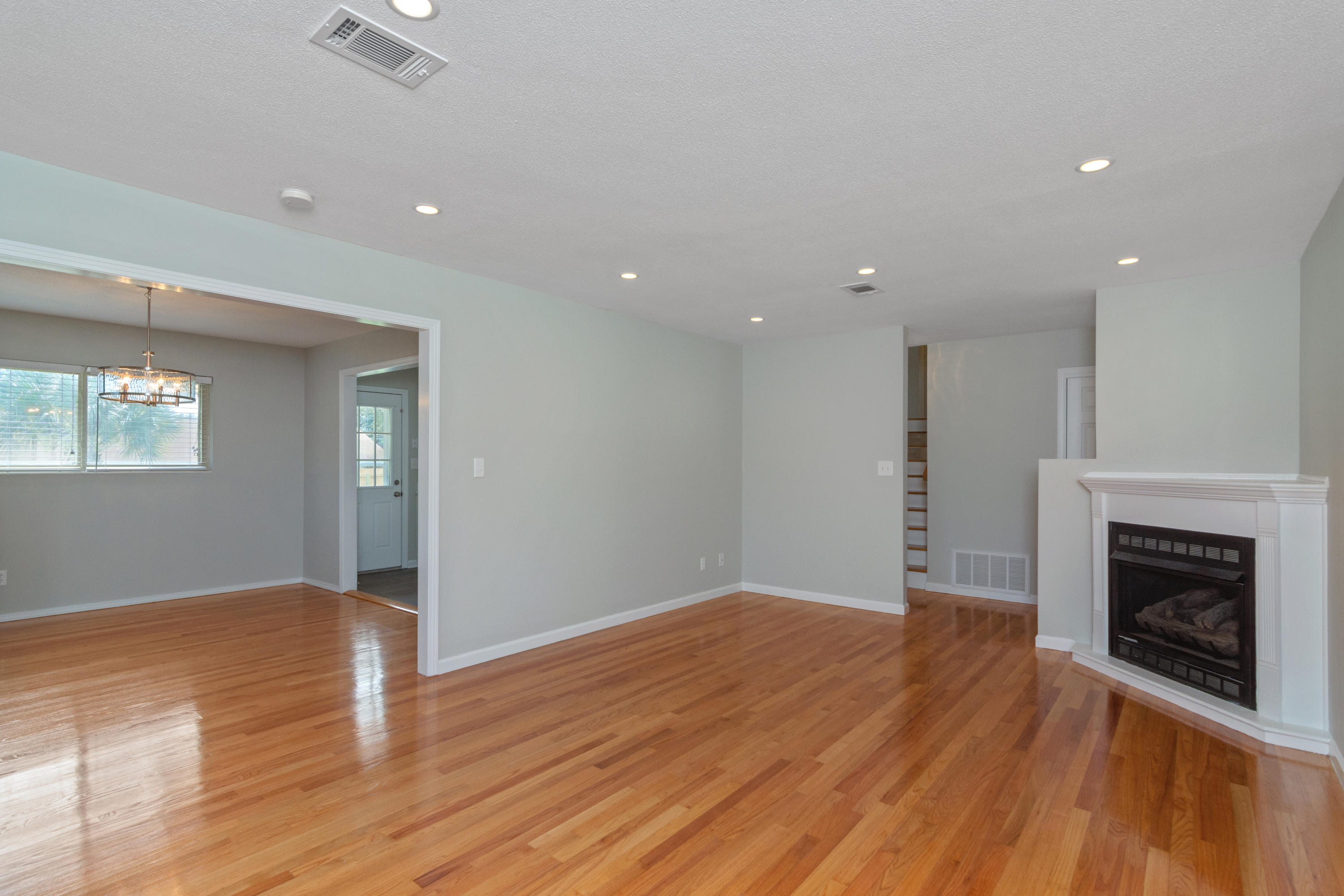 BAYOU WOODS 1ST ADDN - Residential