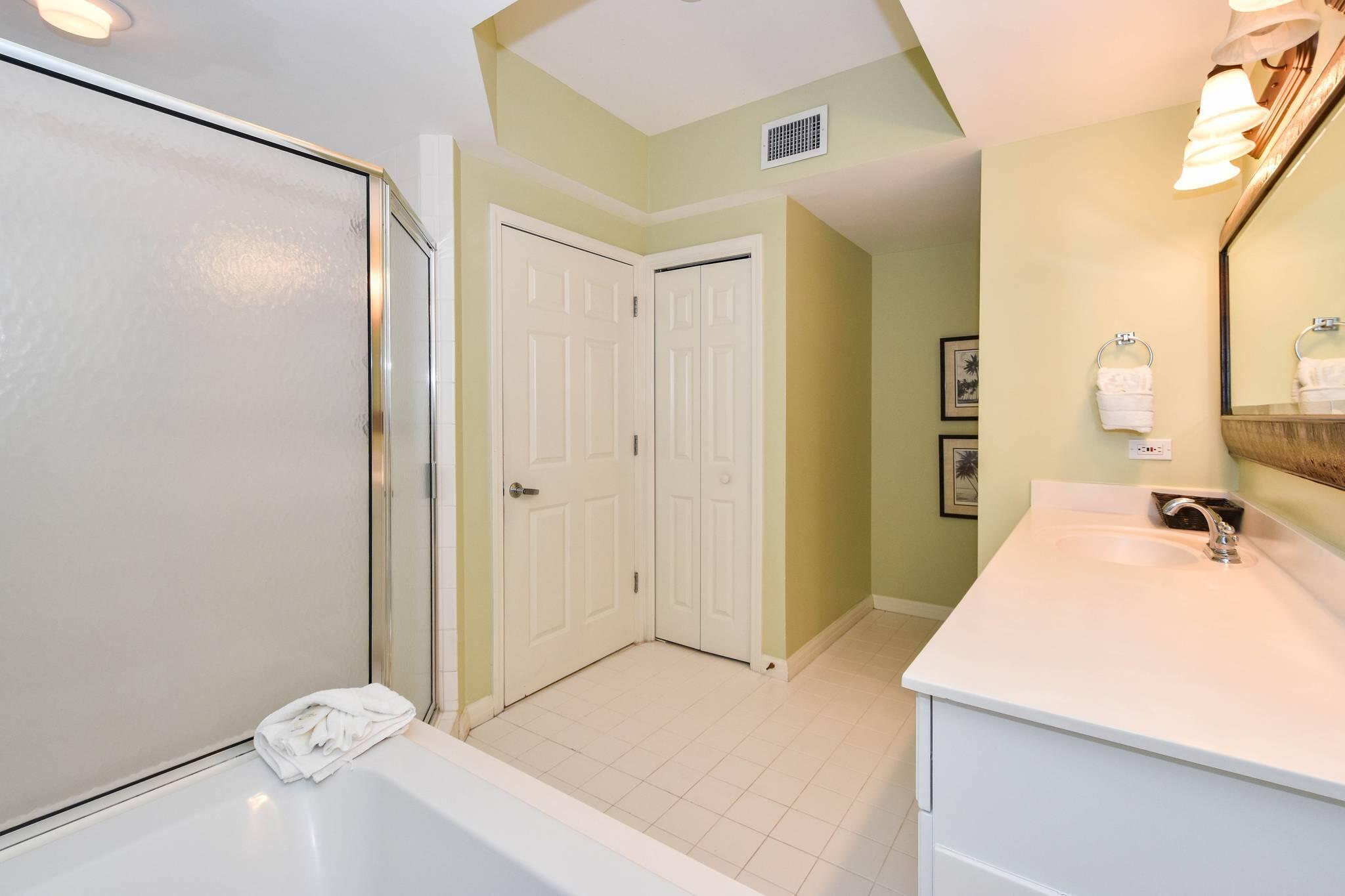 ST. CROIX AT SILVER SHELLS - Residential