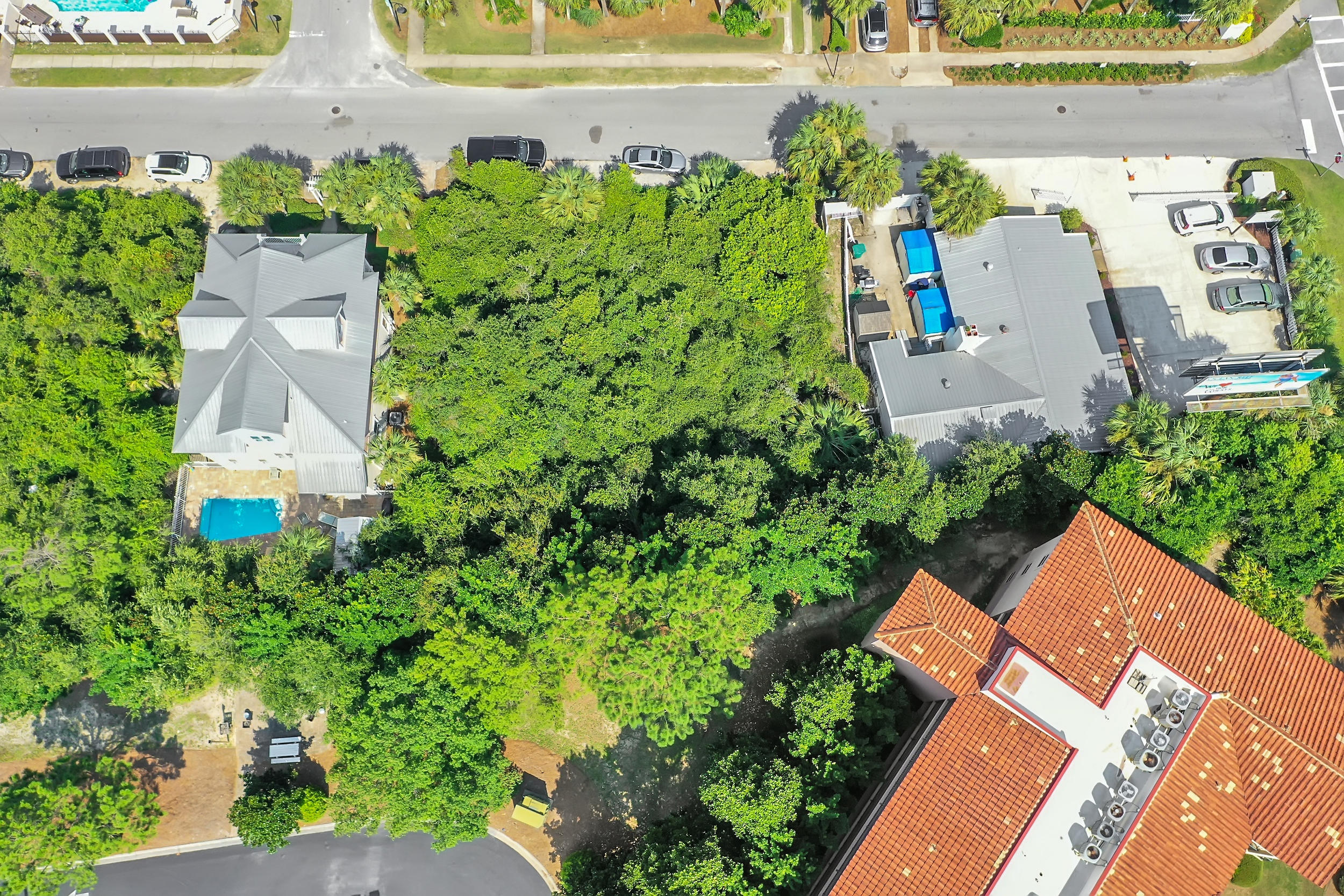 FRANGISTA BEACH - Land