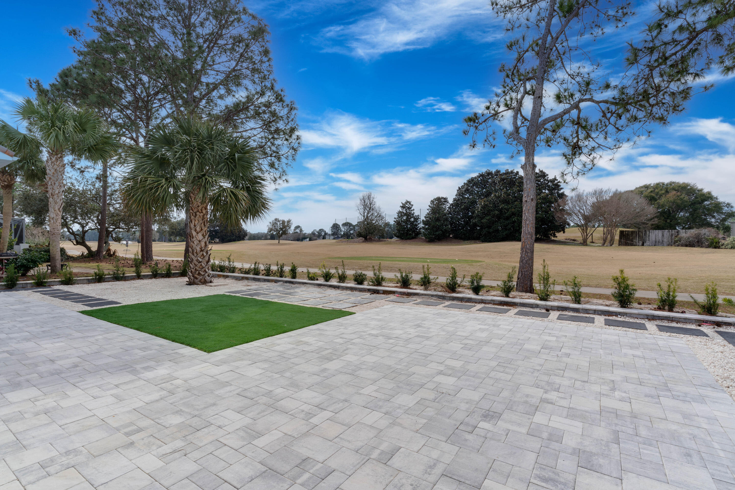 EMERALD BAY PH 1A - Residential