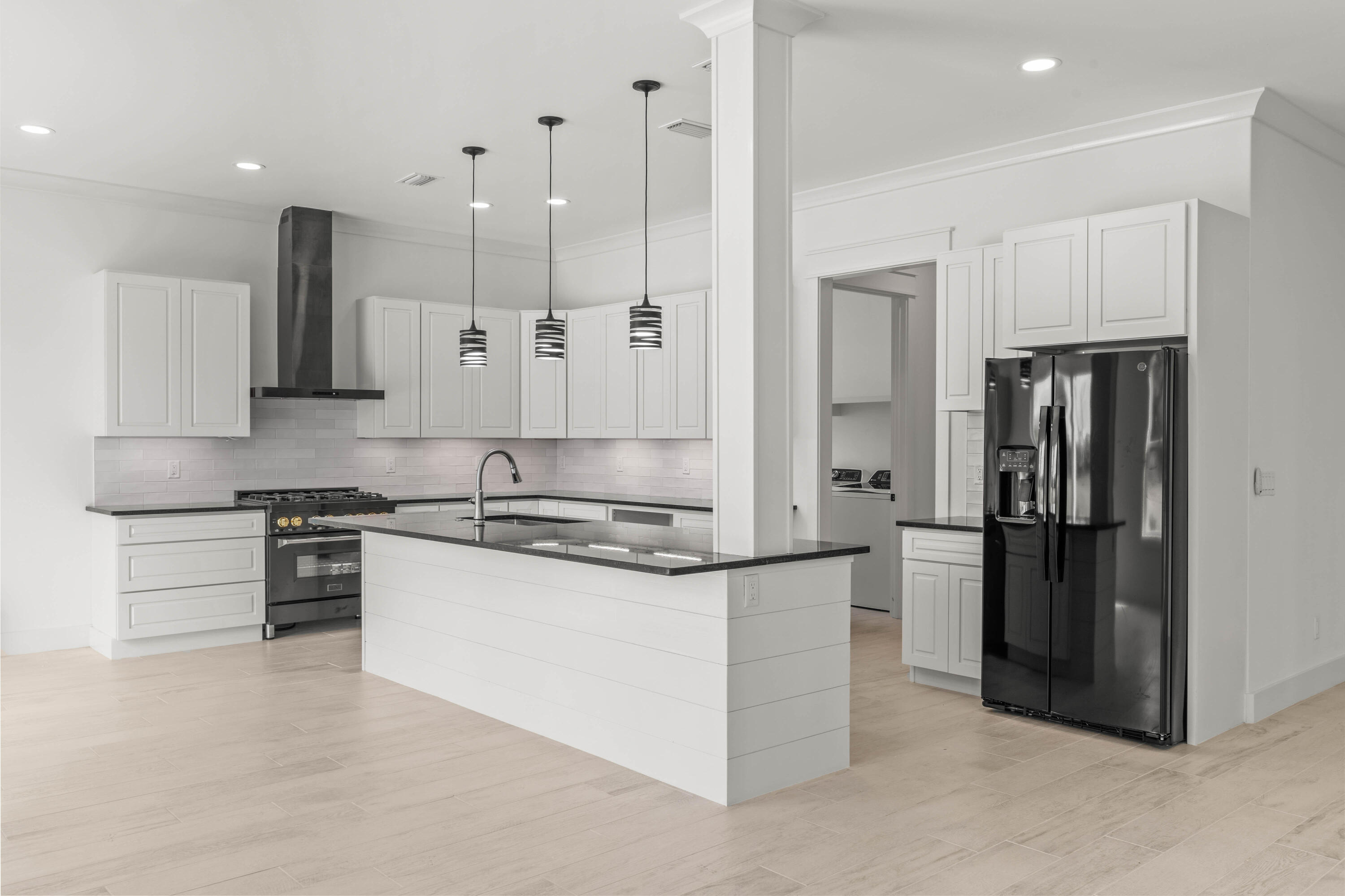 EMERALD BAY PH 1A - Residential