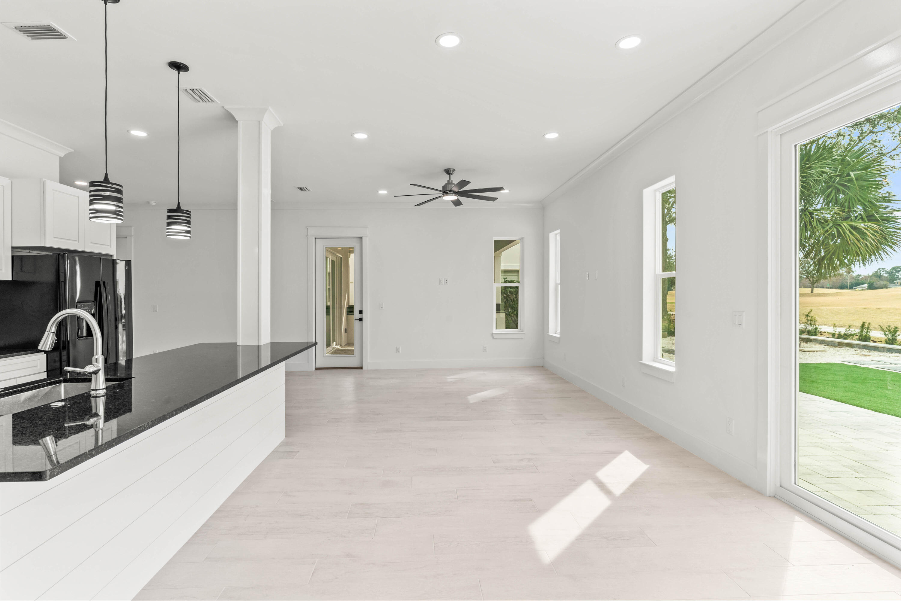 EMERALD BAY PH 1A - Residential