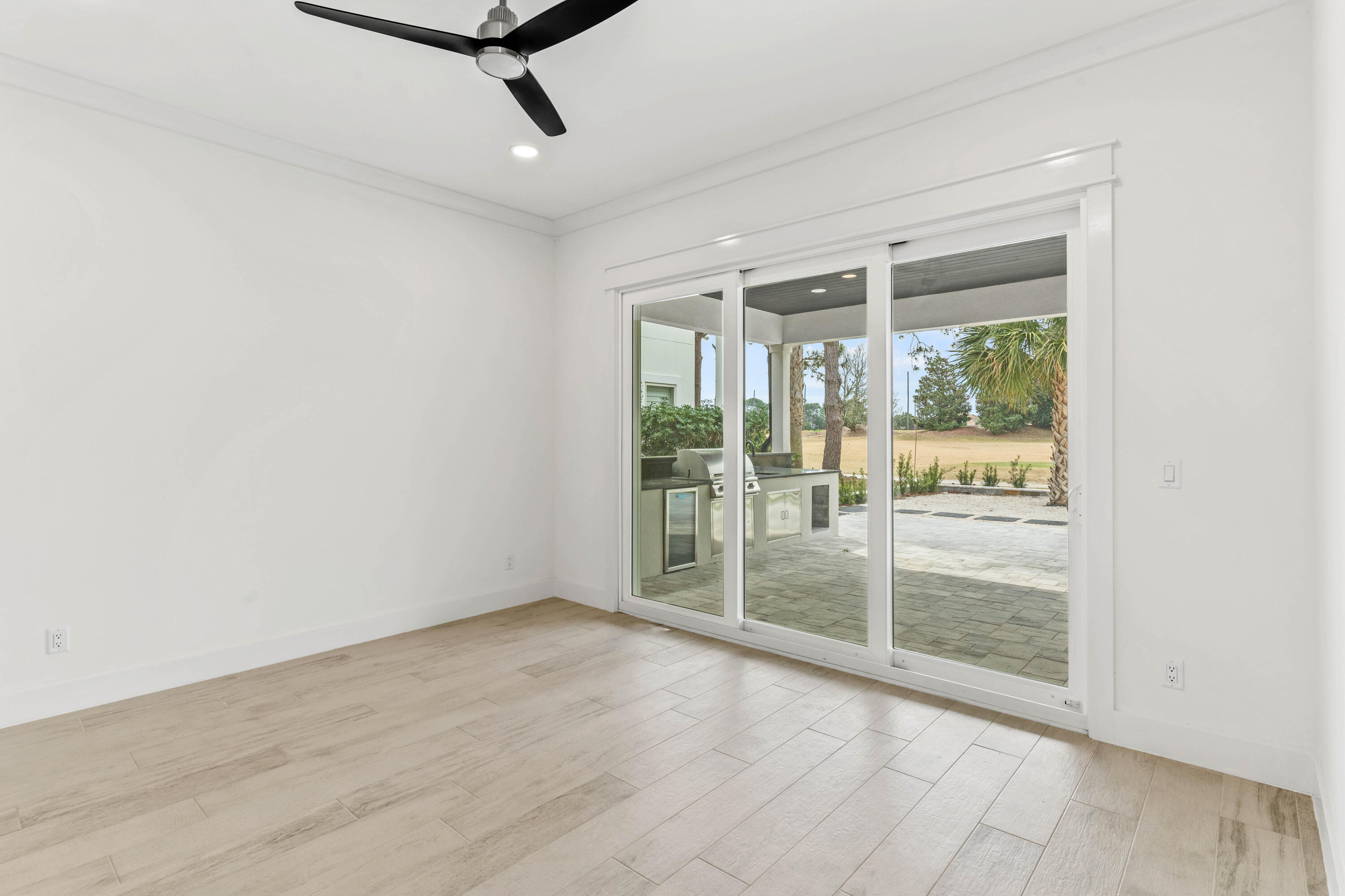 EMERALD BAY PH 1A - Residential