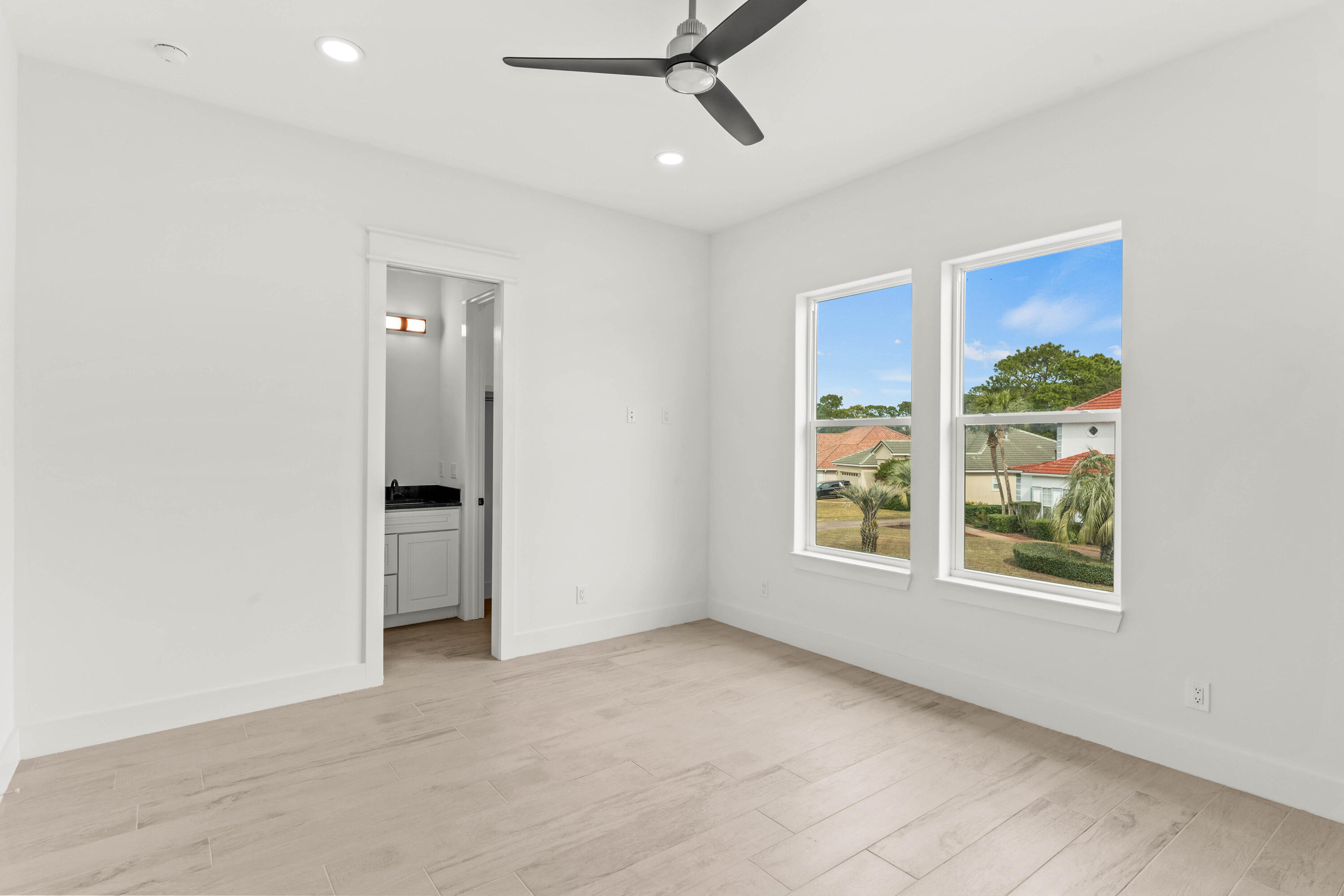 EMERALD BAY PH 1A - Residential